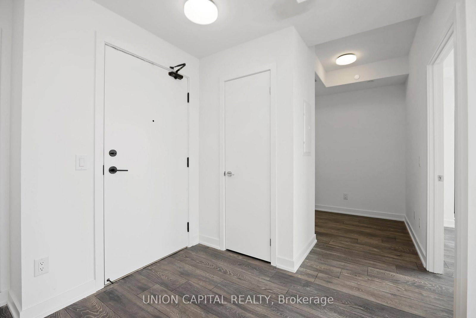 Photo 3 of Unit 511, 8888 Yonge St, Richmond Hill, South Richvale — HOMEH