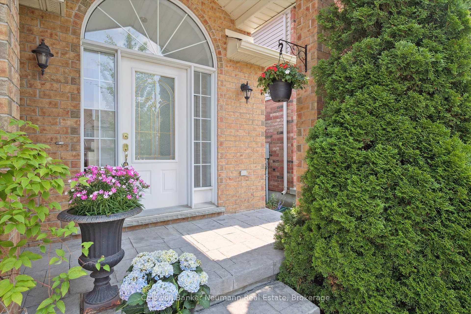 Photo 2 of 97 Wilton Road, Guelph, Victoria North — HOMEH