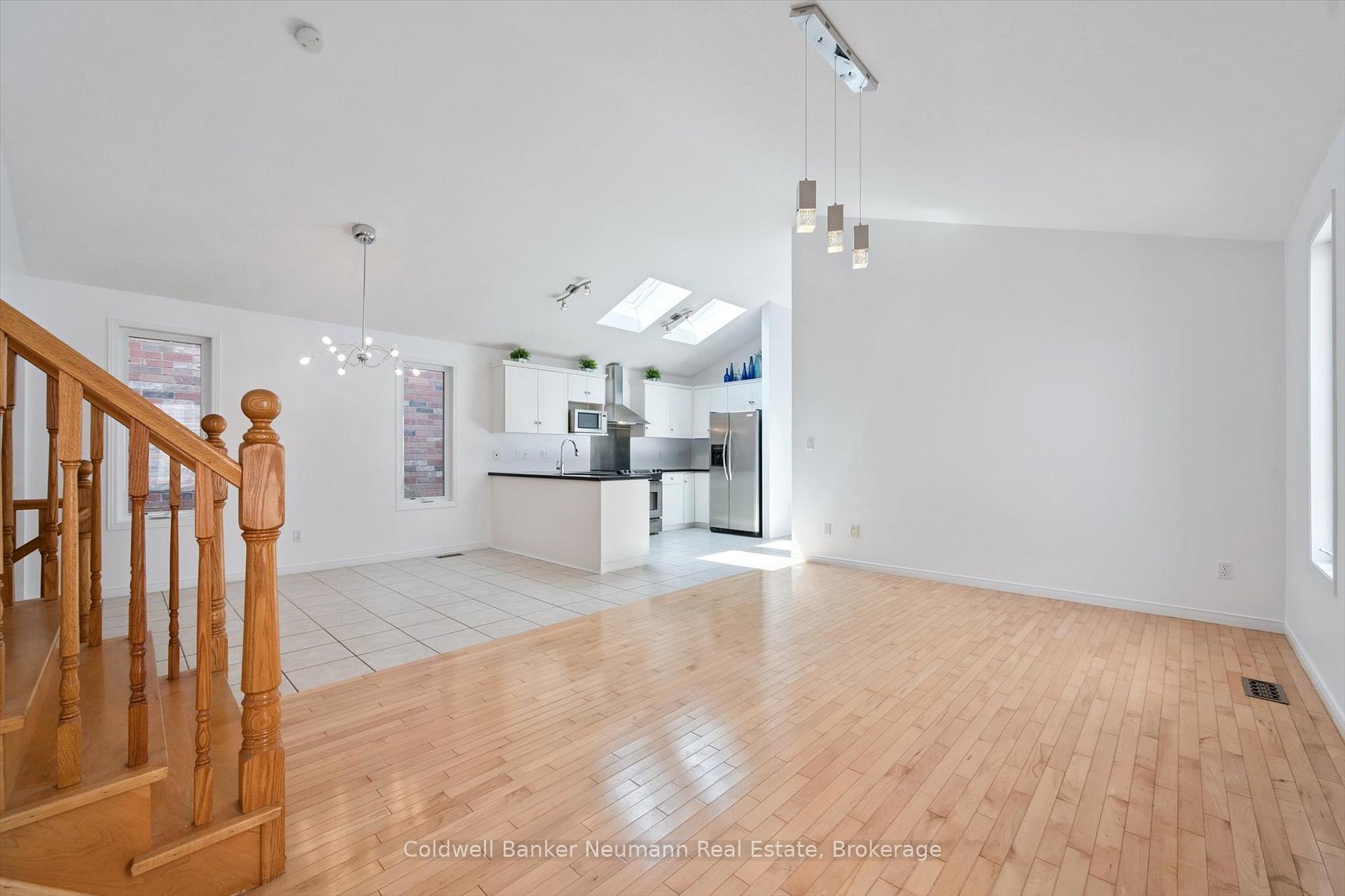 Photo 10 of 97 Wilton Road, Guelph, Victoria North — HOMEH