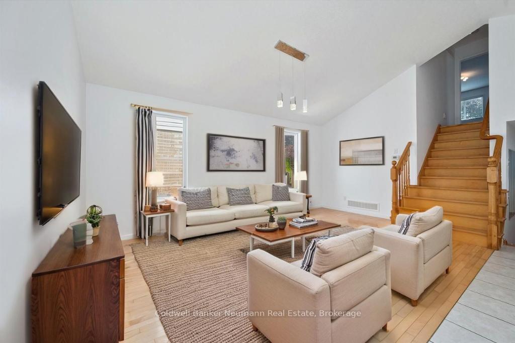Photo 12 of 97 Wilton Road, Guelph, Victoria North — HOMEH