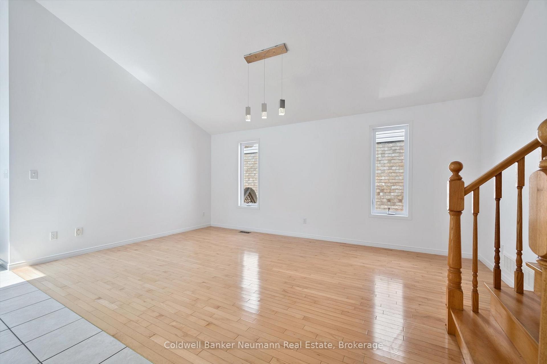 Photo 14 of 97 Wilton Road, Guelph, Victoria North — HOMEH