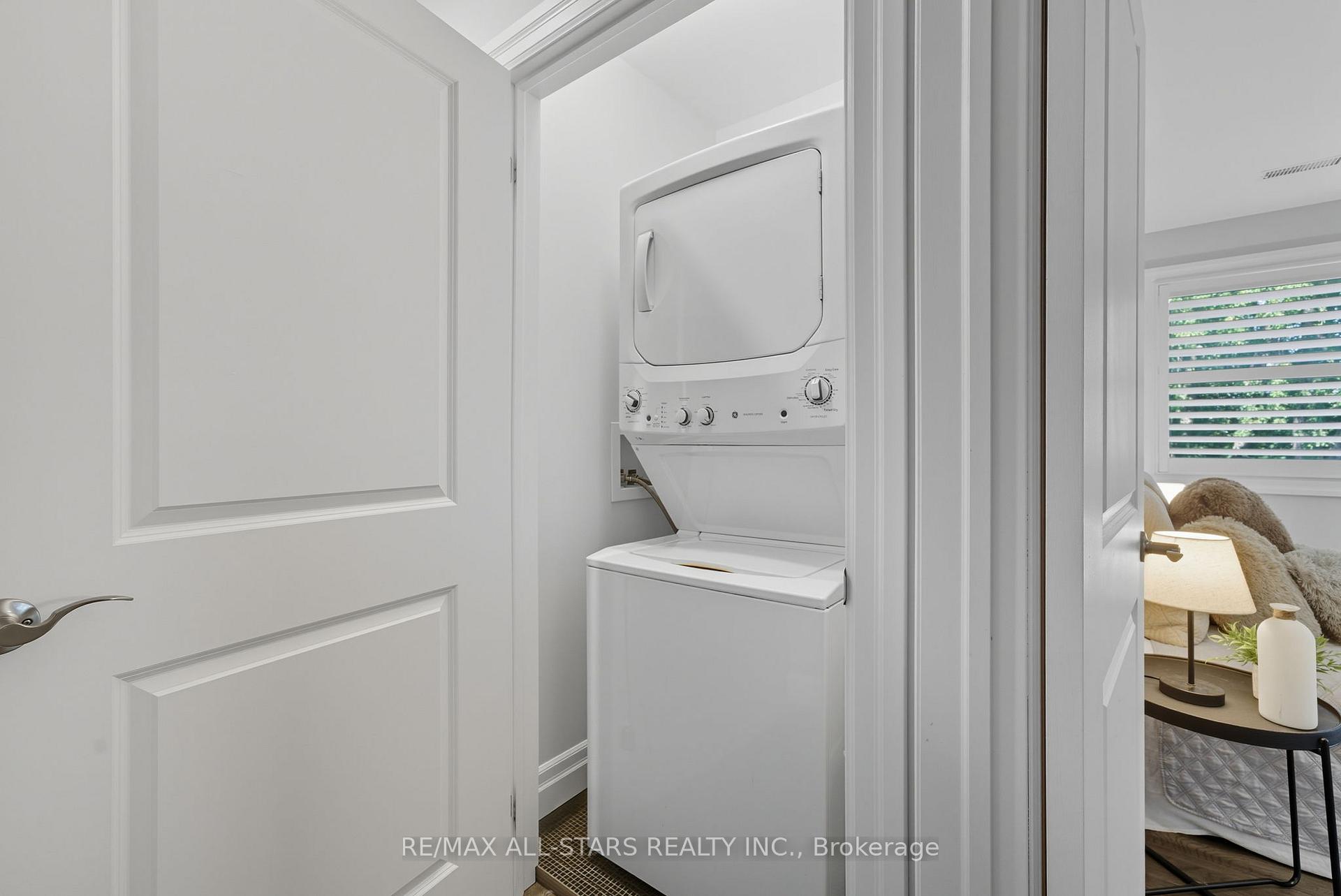 Photo 21 of 29 Patrick Drive, Aurora, Aurora Highlands — HOMEH