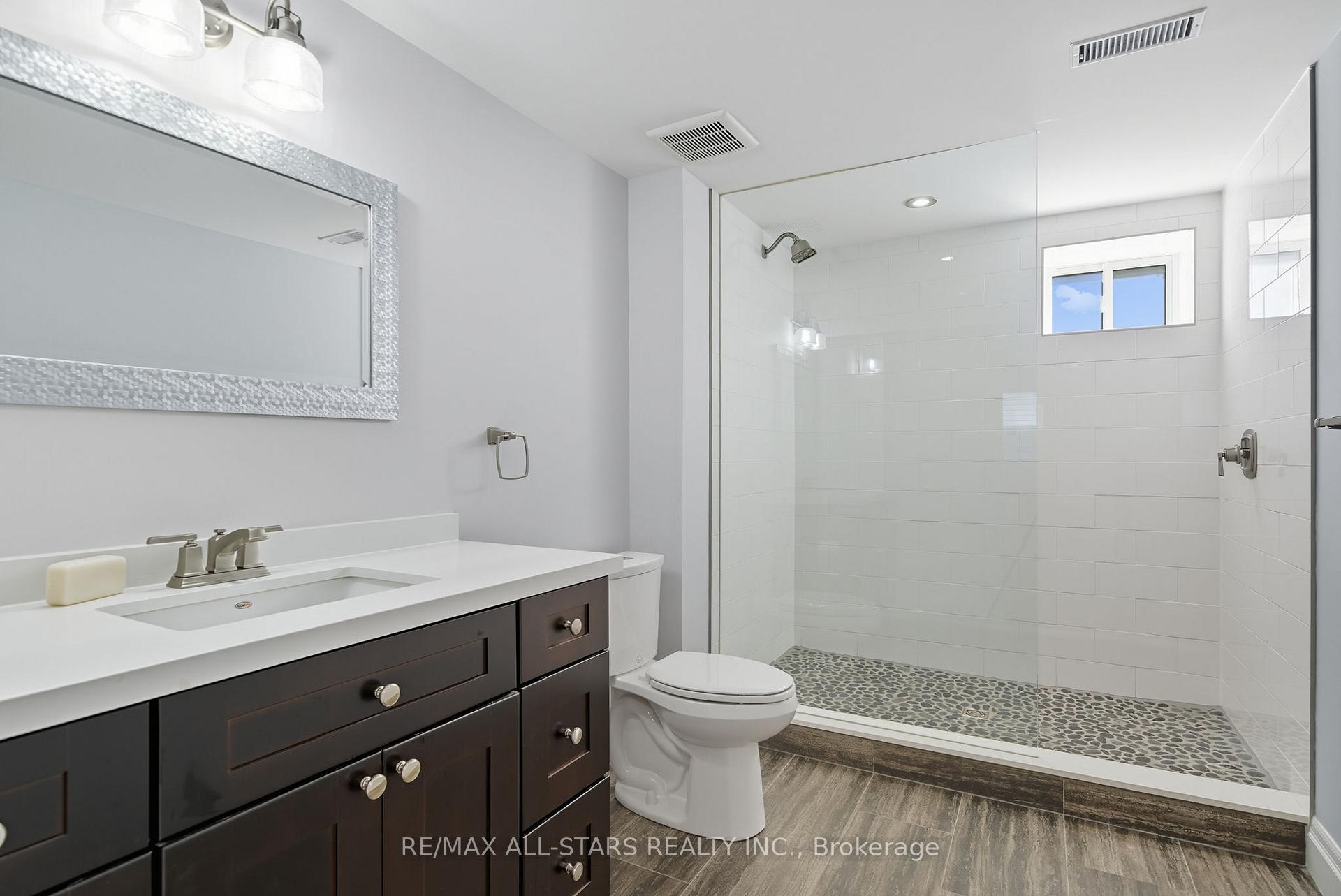 Photo 33 of 29 Patrick Drive, Aurora, Aurora Highlands — HOMEH