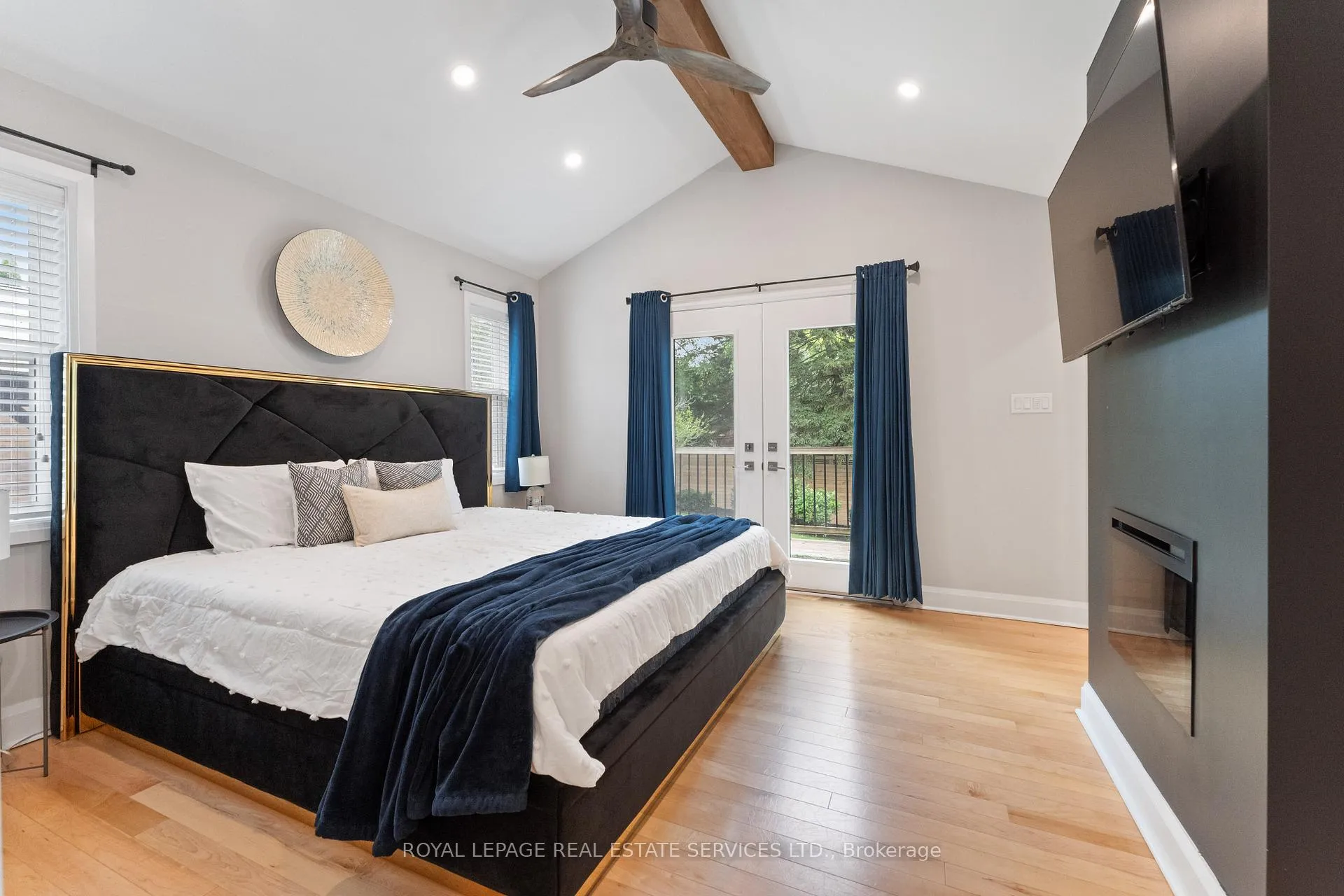Photo 20 of 136 Mohawk Road, Hamilton, Ancaster — HOMEH
