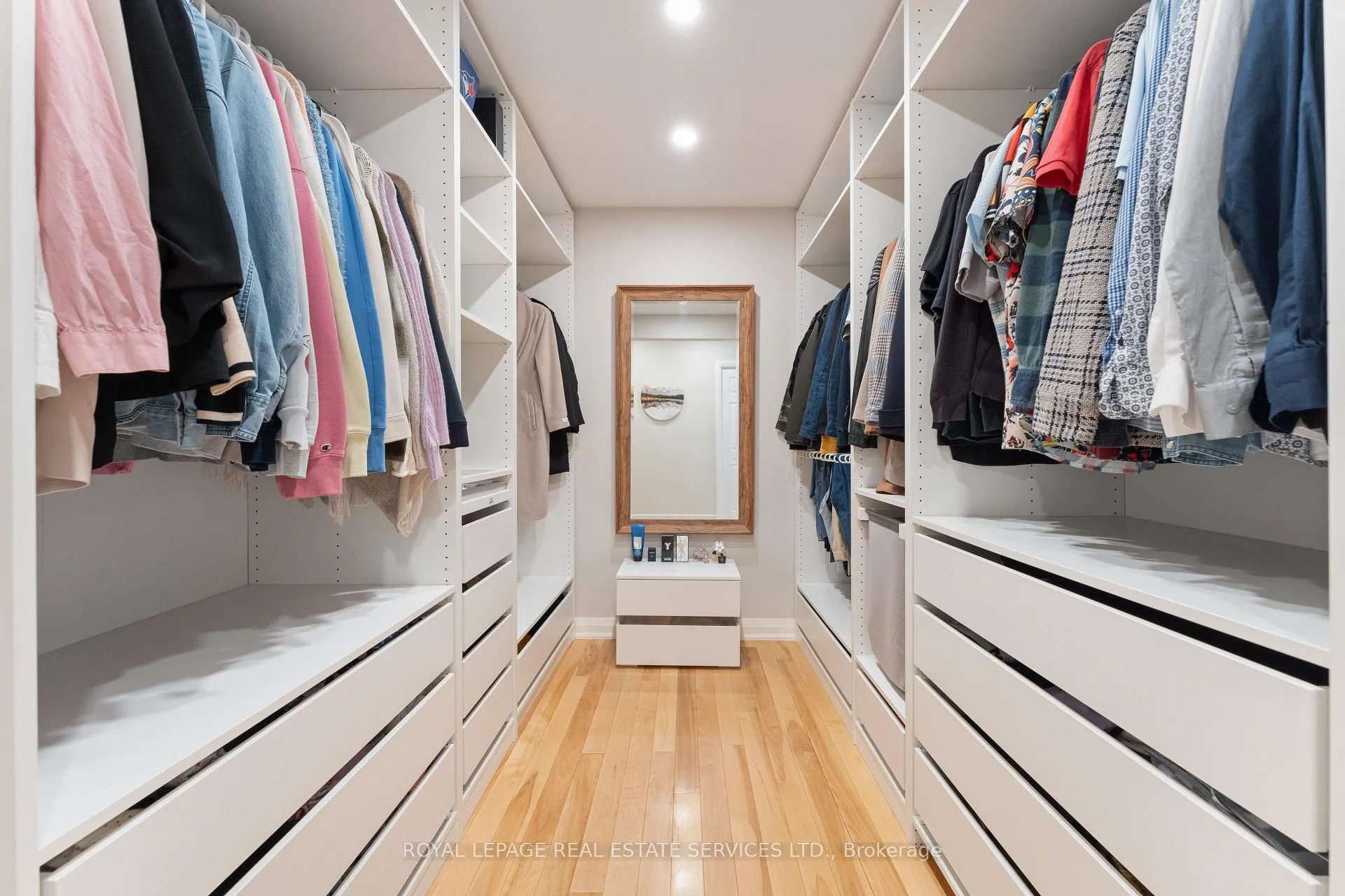 Photo 22 of 136 Mohawk Road, Hamilton, Ancaster — HOMEH