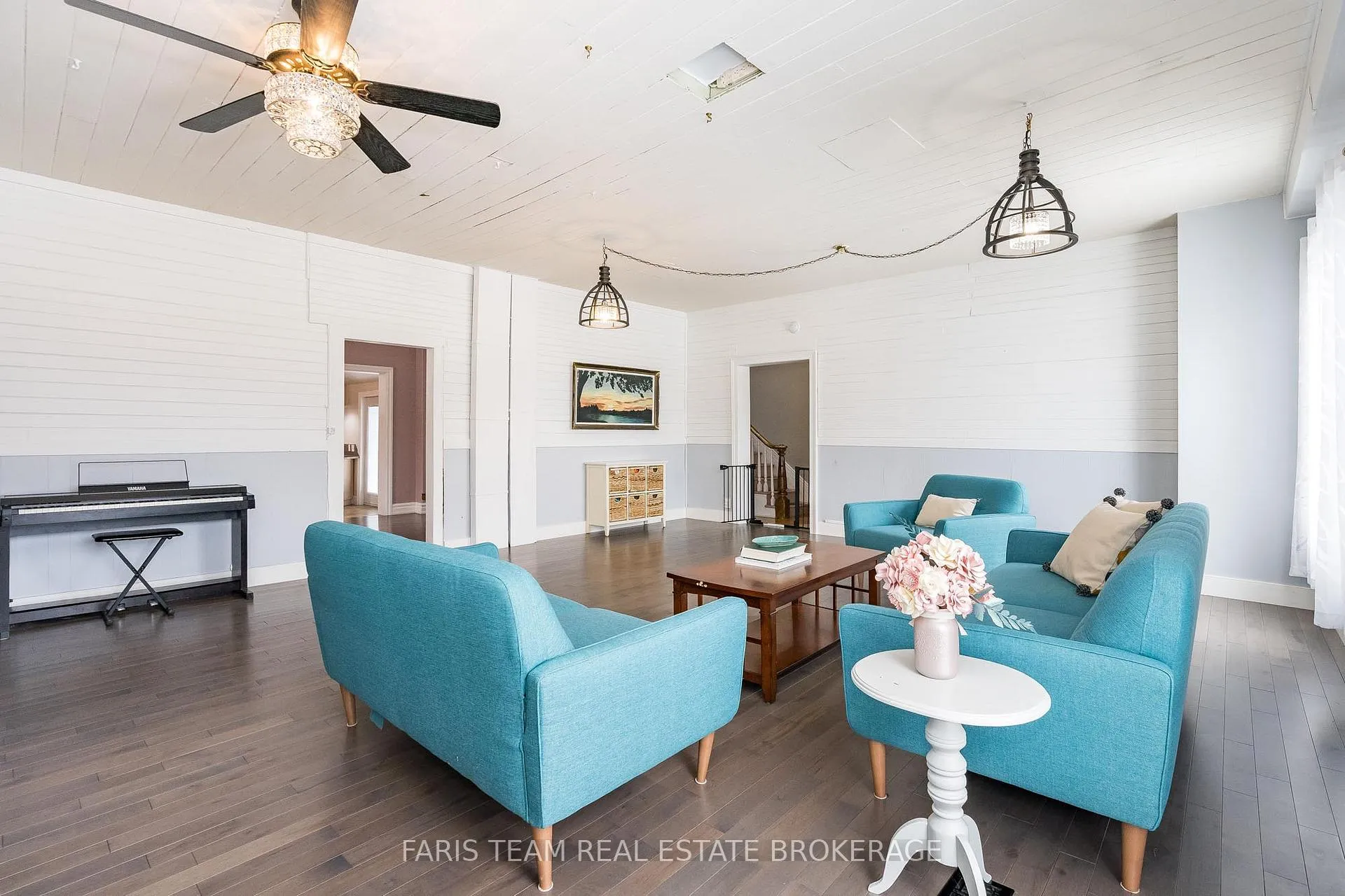Photo 15 of 4047 Horseshoe Valley Road W, Springwater, Anten Mills — HOMEH