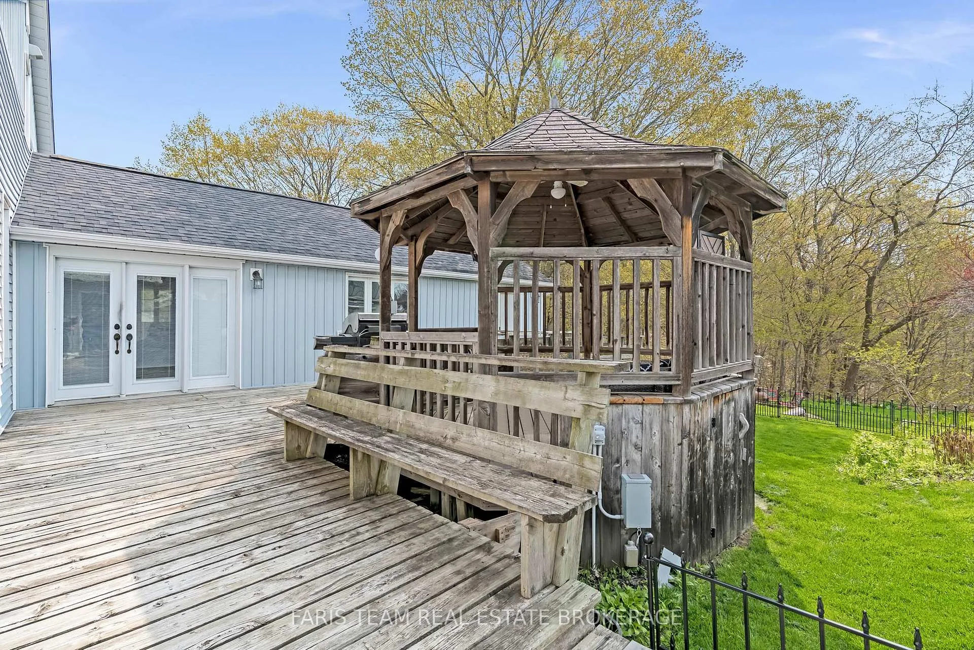 Photo 27 of 4047 Horseshoe Valley Road W, Springwater, Anten Mills — HOMEH