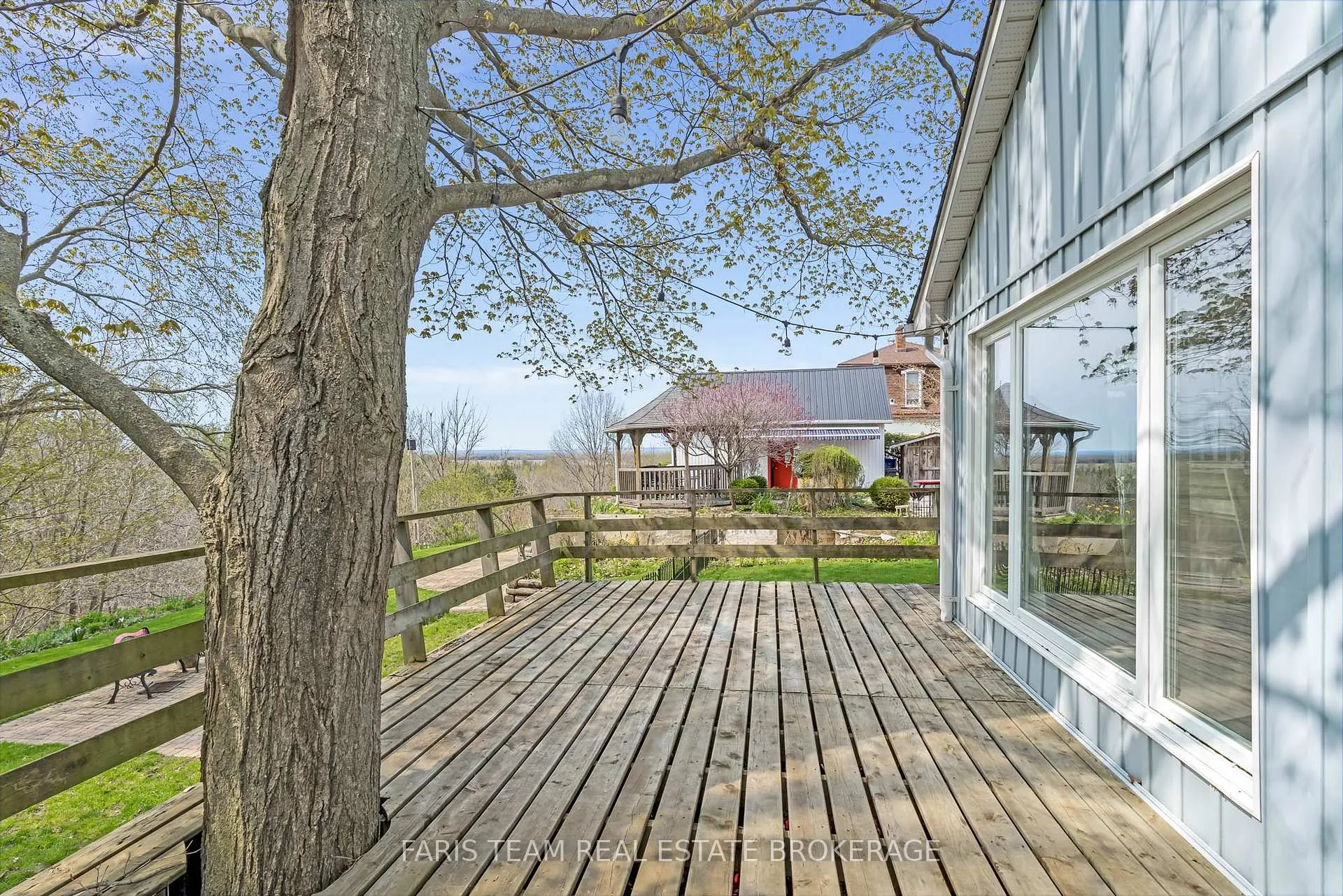 Photo 29 of 4047 Horseshoe Valley Road W, Springwater, Anten Mills — HOMEH