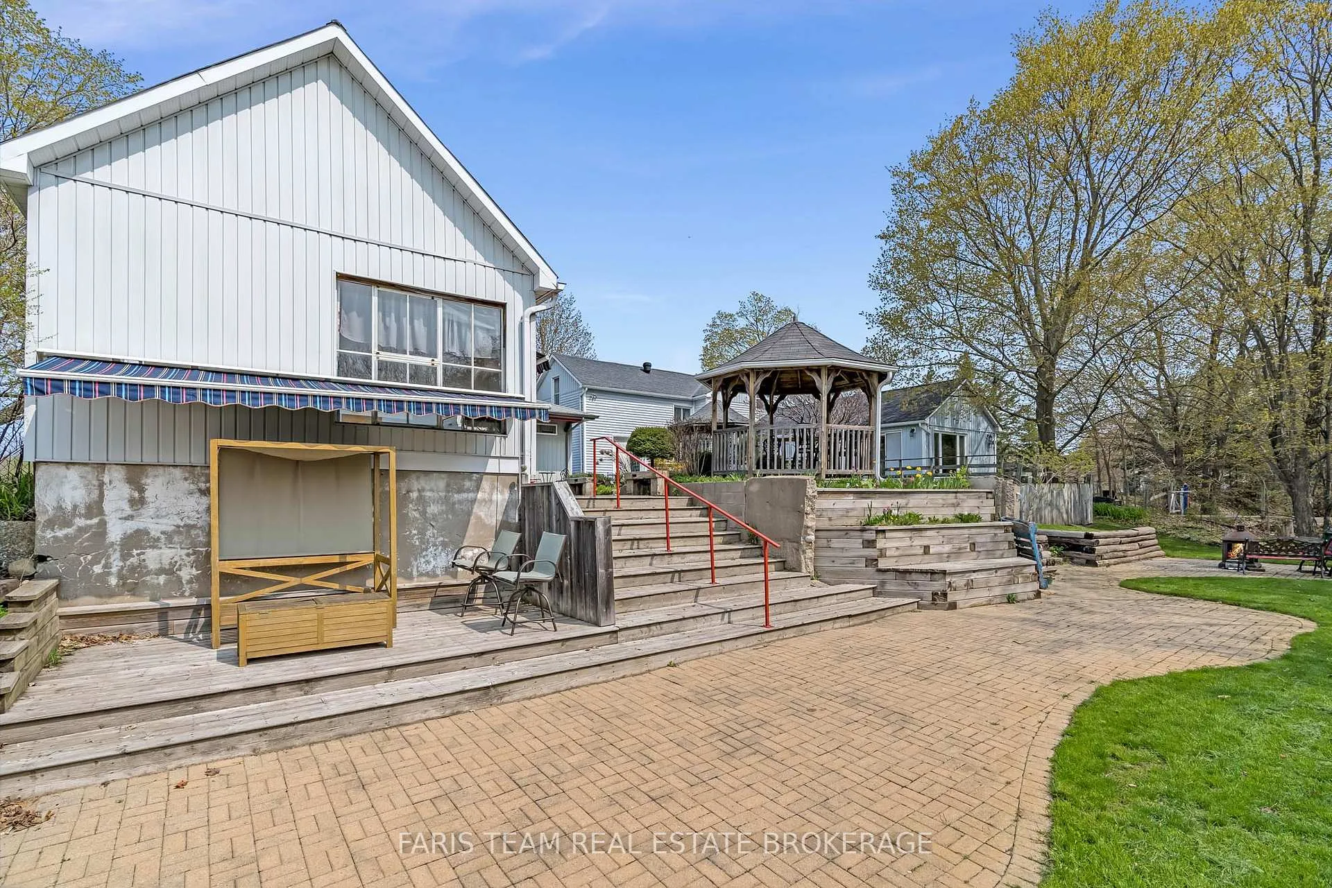 Photo 35 of 4047 Horseshoe Valley Road W, Springwater, Anten Mills — HOMEH