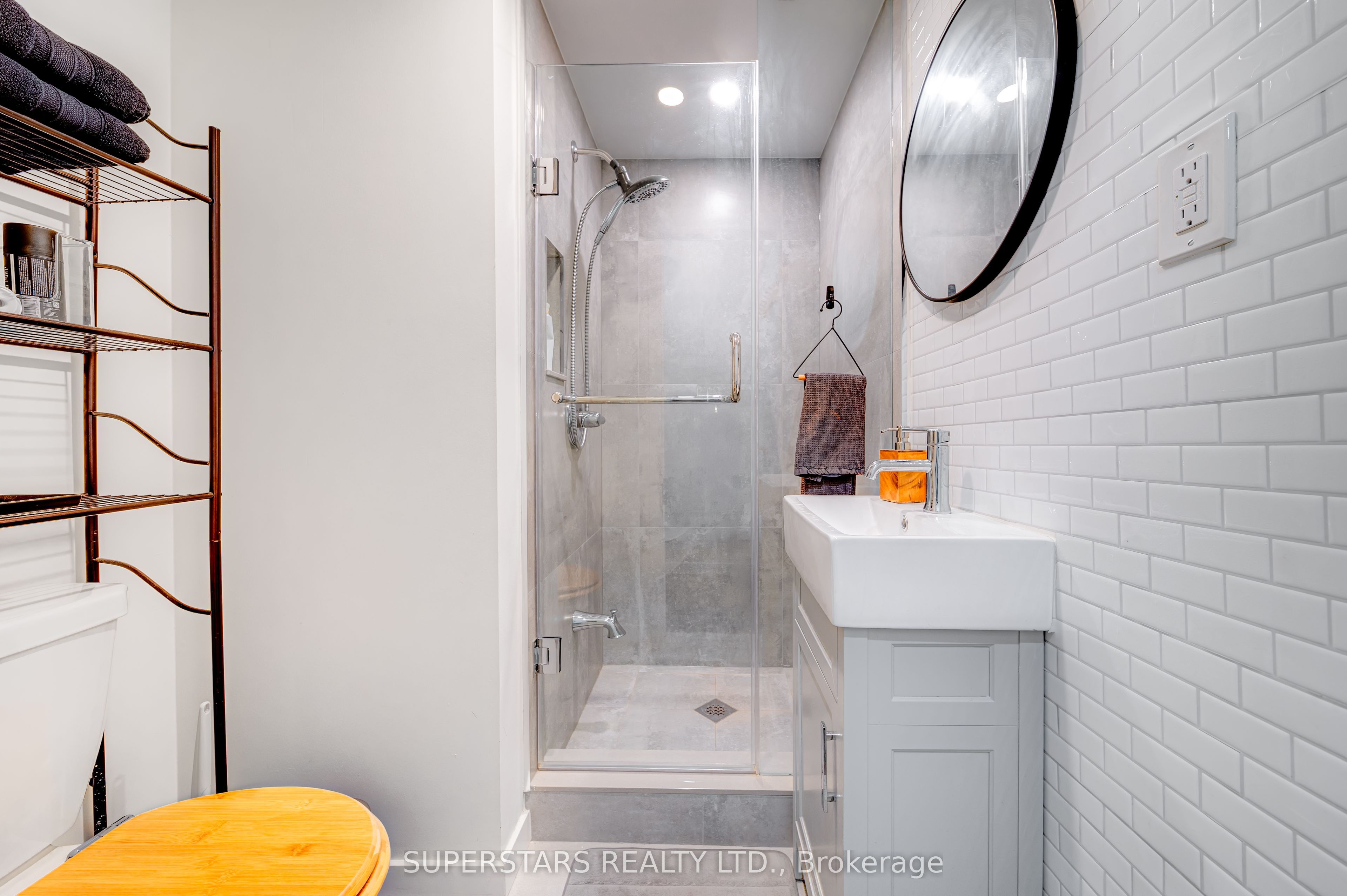 Photo 37 of 58 Armillo Place, Markham, Wismer — HOMEH