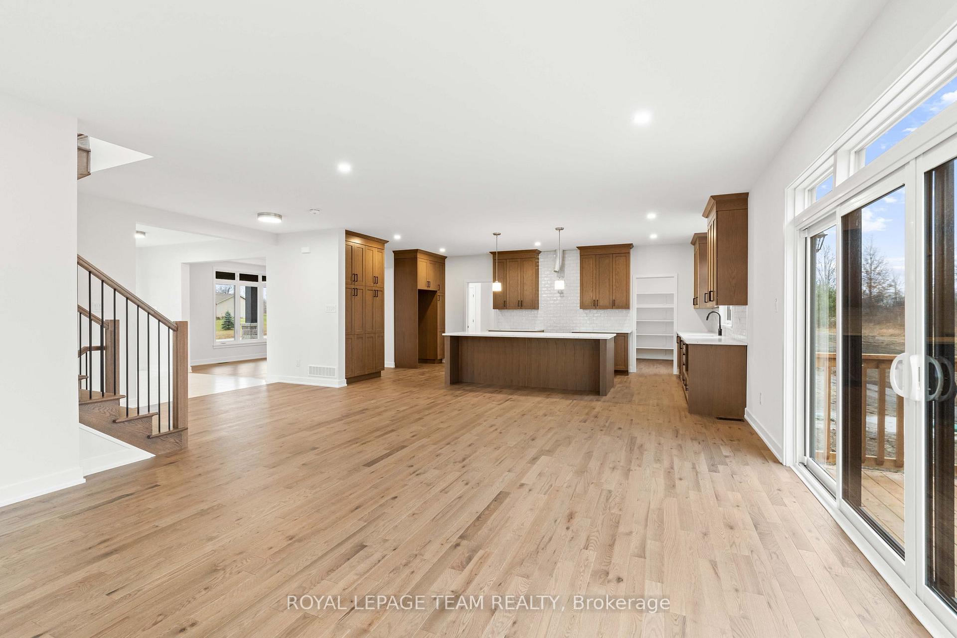 Photo 5 of 162 James Andrew Way, Beckwith, Beckwith Twp — HOMEH