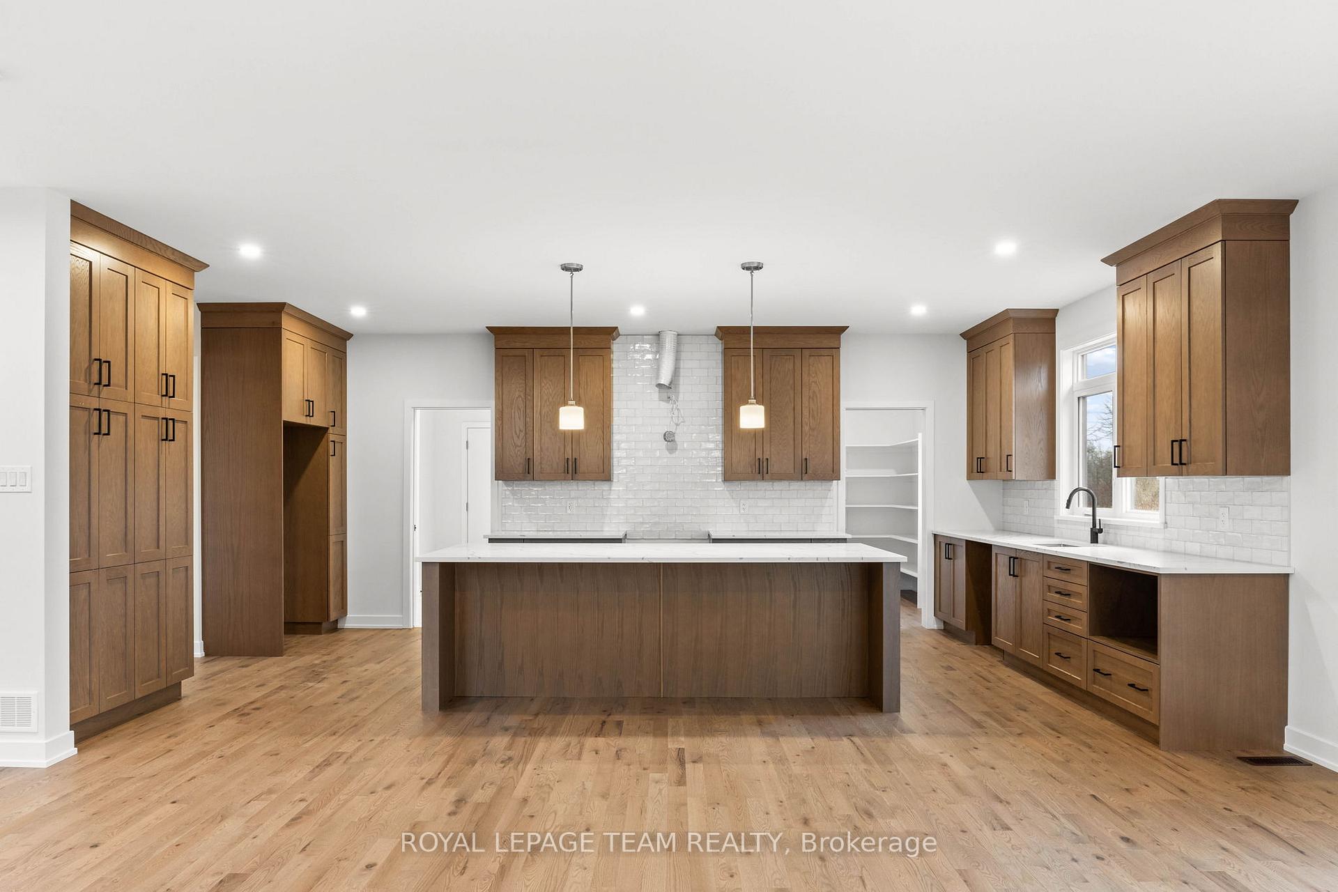 Photo 10 of 162 James Andrew Way, Beckwith, Beckwith Twp — HOMEH