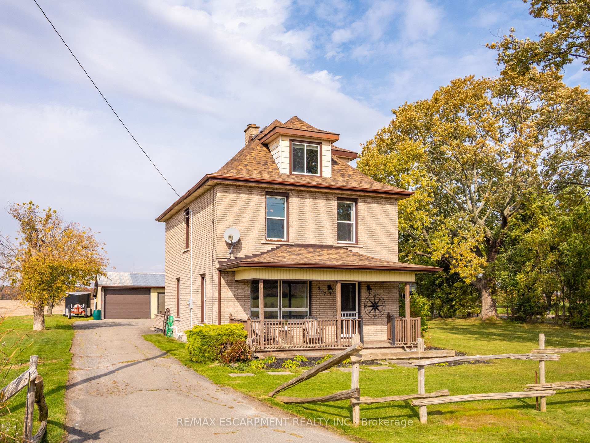 Front of 6267 Rainham Road