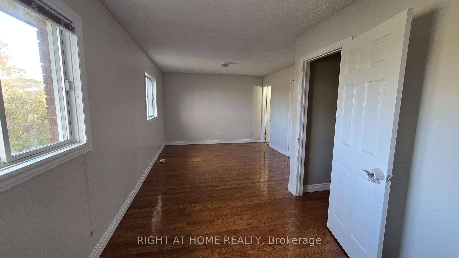 Photo 6 of Unit upper level, 58 Irwin Drive, Barrie, Northwest — HOMEH