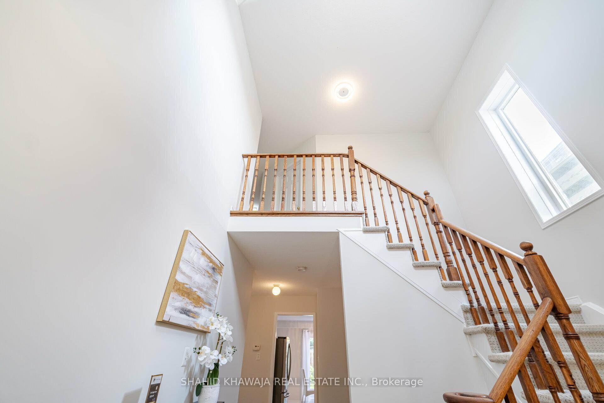 Photo 3 of 1016 Philbrook Drive, Milton, Coates — HOMEH
