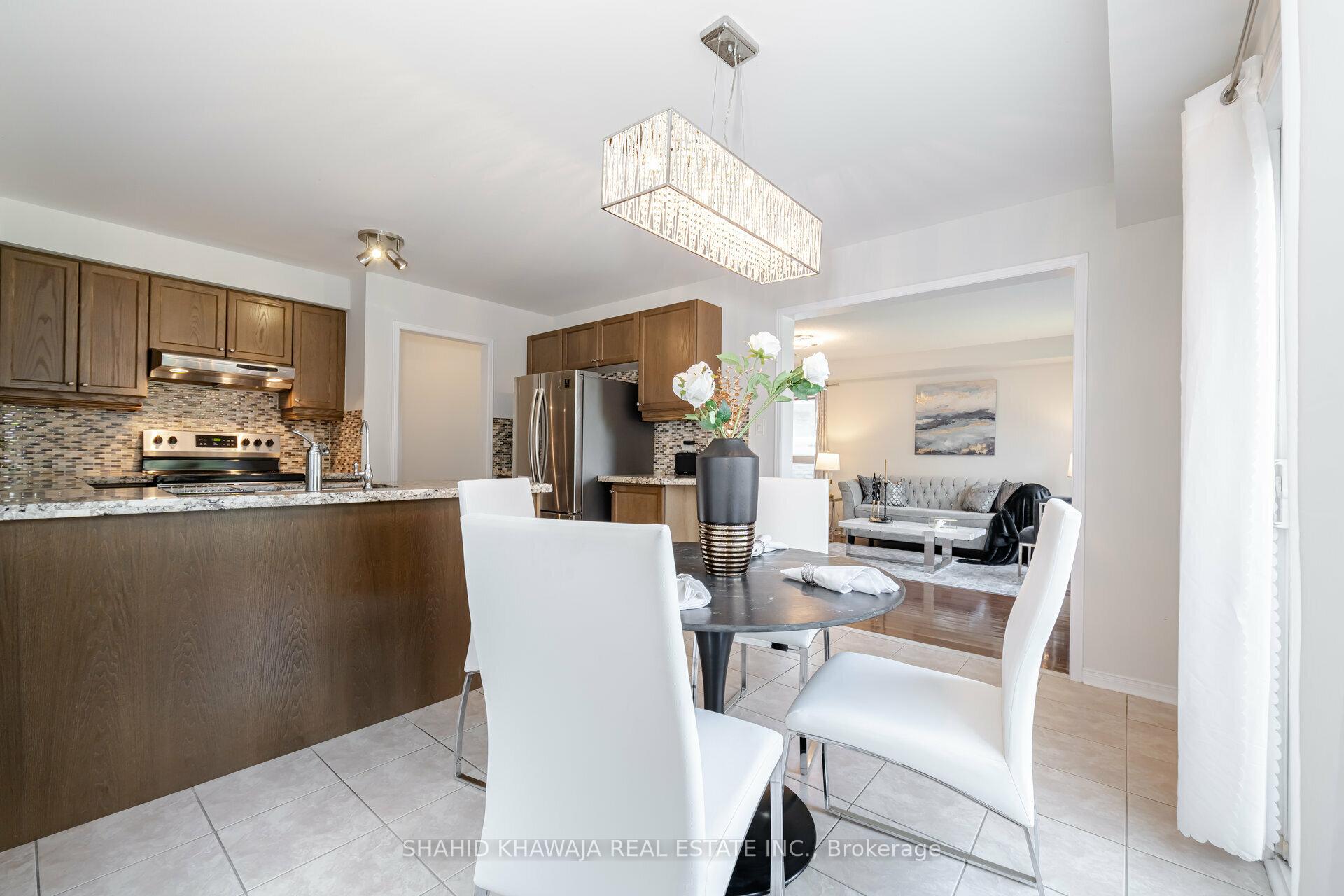 Photo 10 of 1016 Philbrook Drive, Milton, Coates — HOMEH