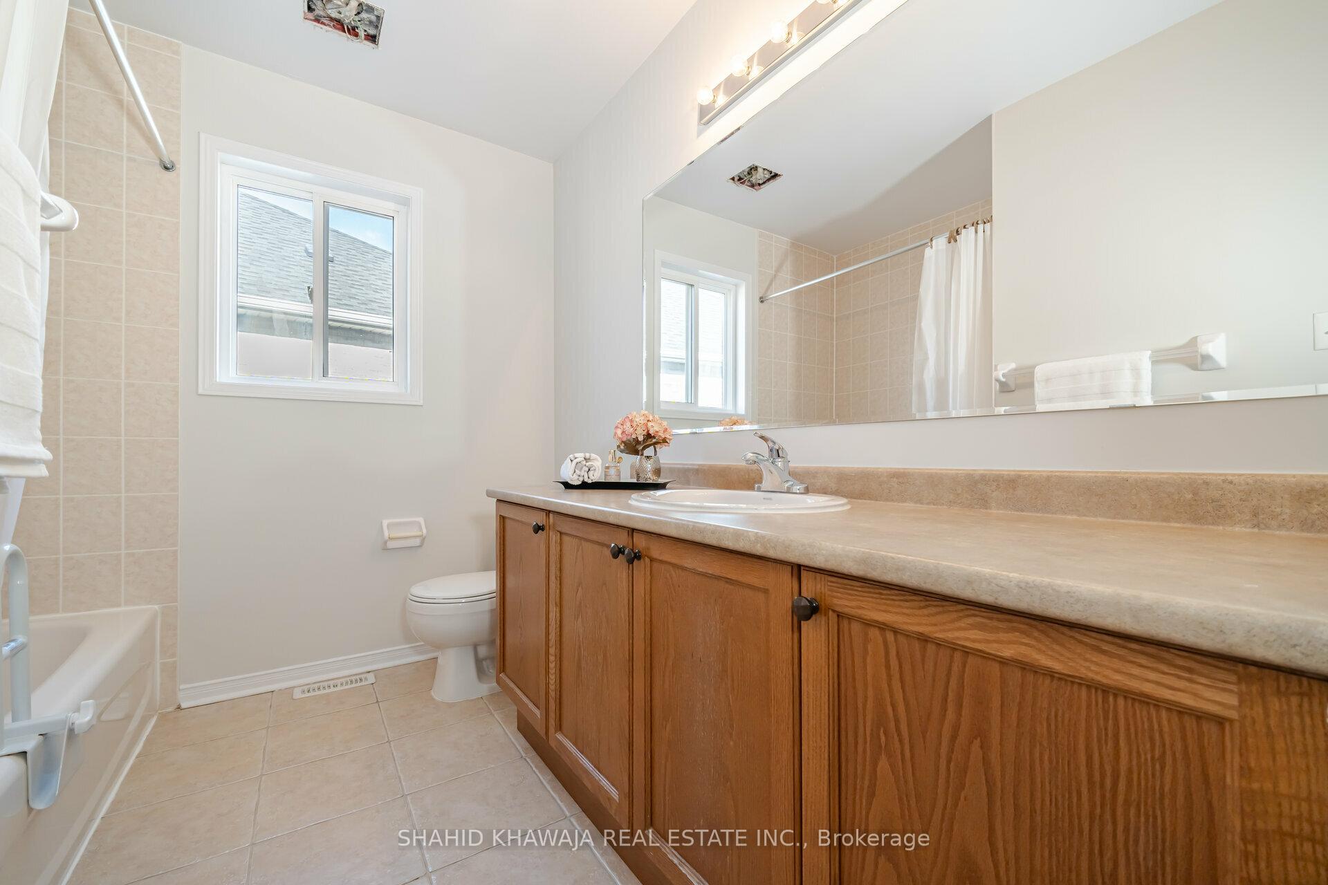Photo 21 of 1016 Philbrook Drive, Milton, Coates — HOMEH