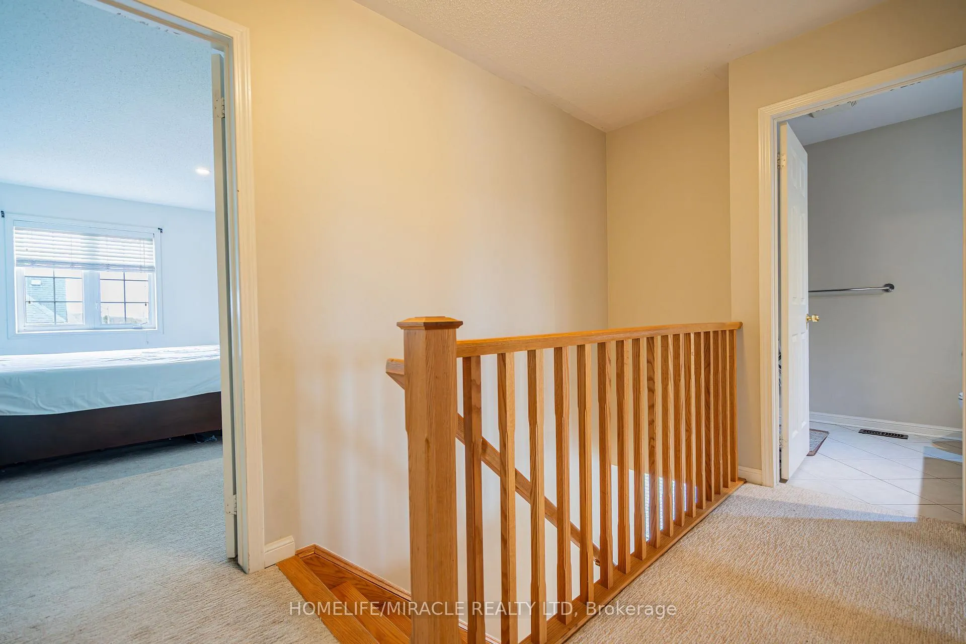 Photo 36 of 102 Decker Hollow Circle, Brampton, Credit Valley — HOMEH