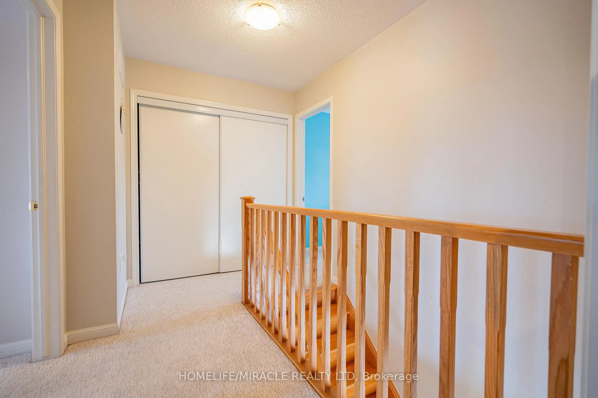 Photo 49 of 102 Decker Hollow Circle, Brampton, Credit Valley — HOMEH