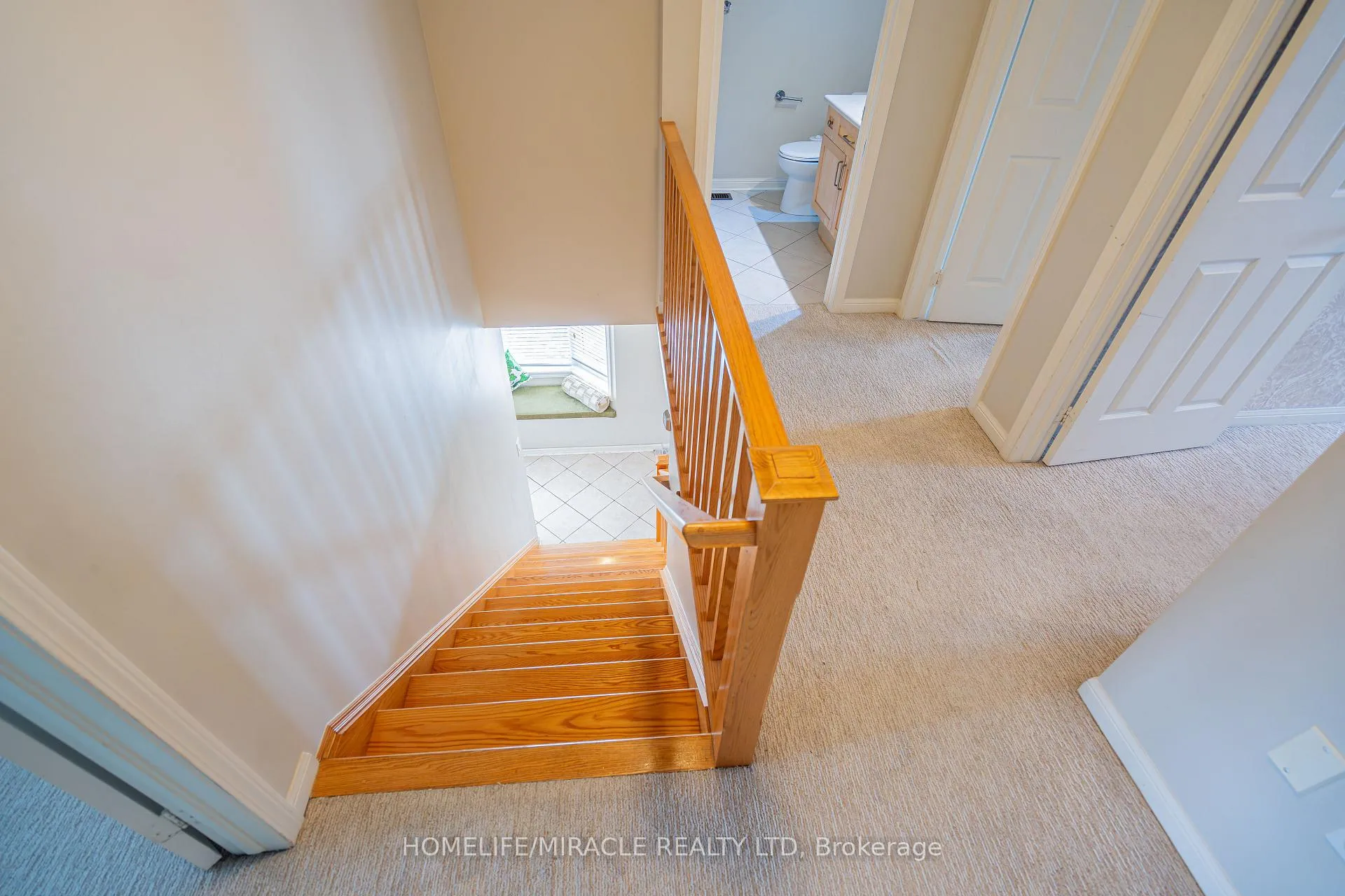 Photo 50 of 102 Decker Hollow Circle, Brampton, Credit Valley — HOMEH