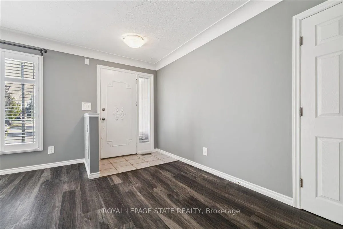 Photo 14 of 15 Purdy Crescent, Hamilton, Greeningdon — HOMEH