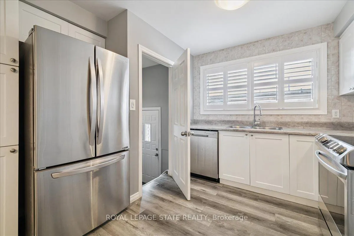 Photo 22 of 15 Purdy Crescent, Hamilton, Greeningdon — HOMEH