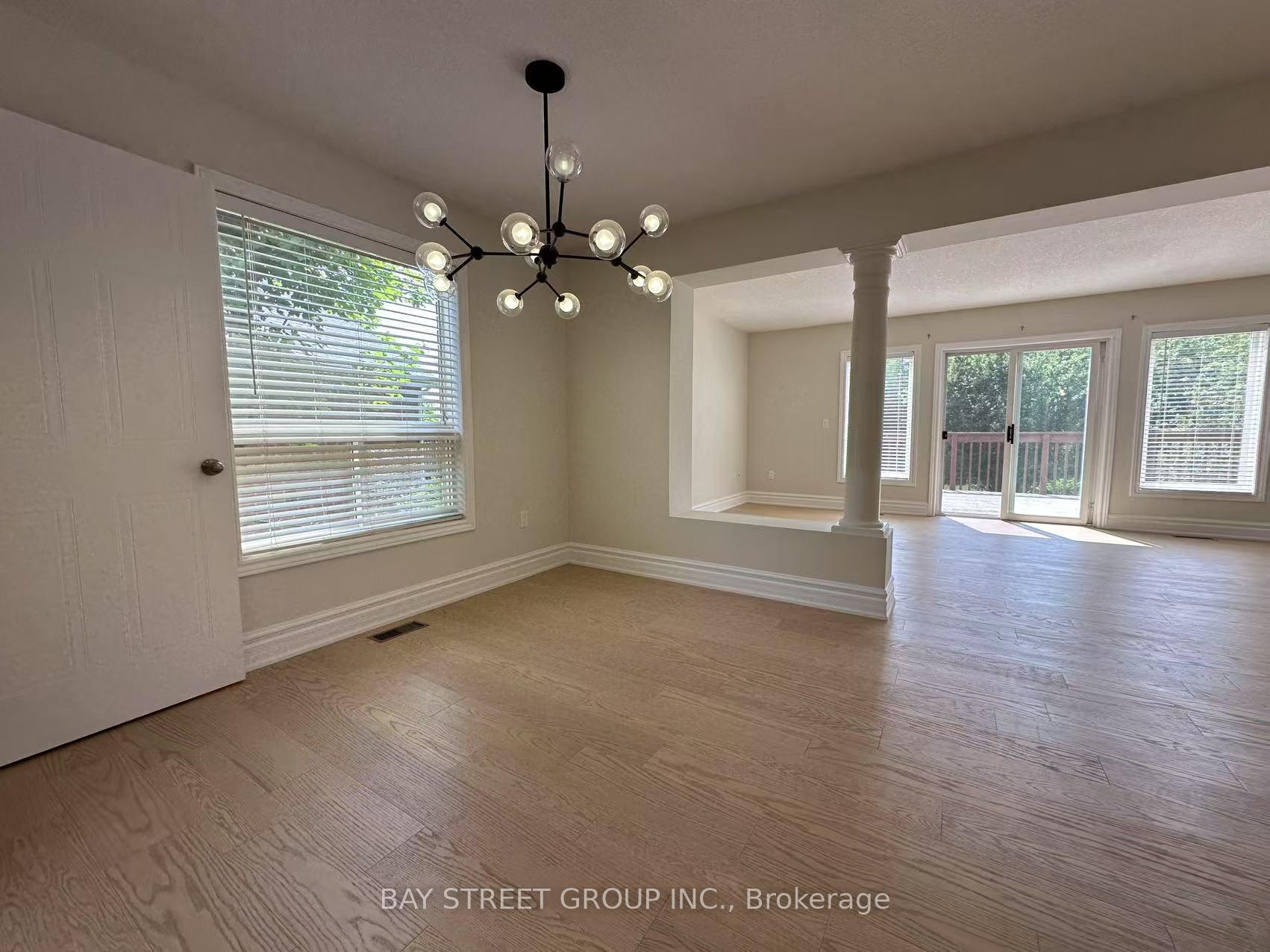 Photo 6 of 19 Silversmith Court, Guelph, Kortright West — HOMEH