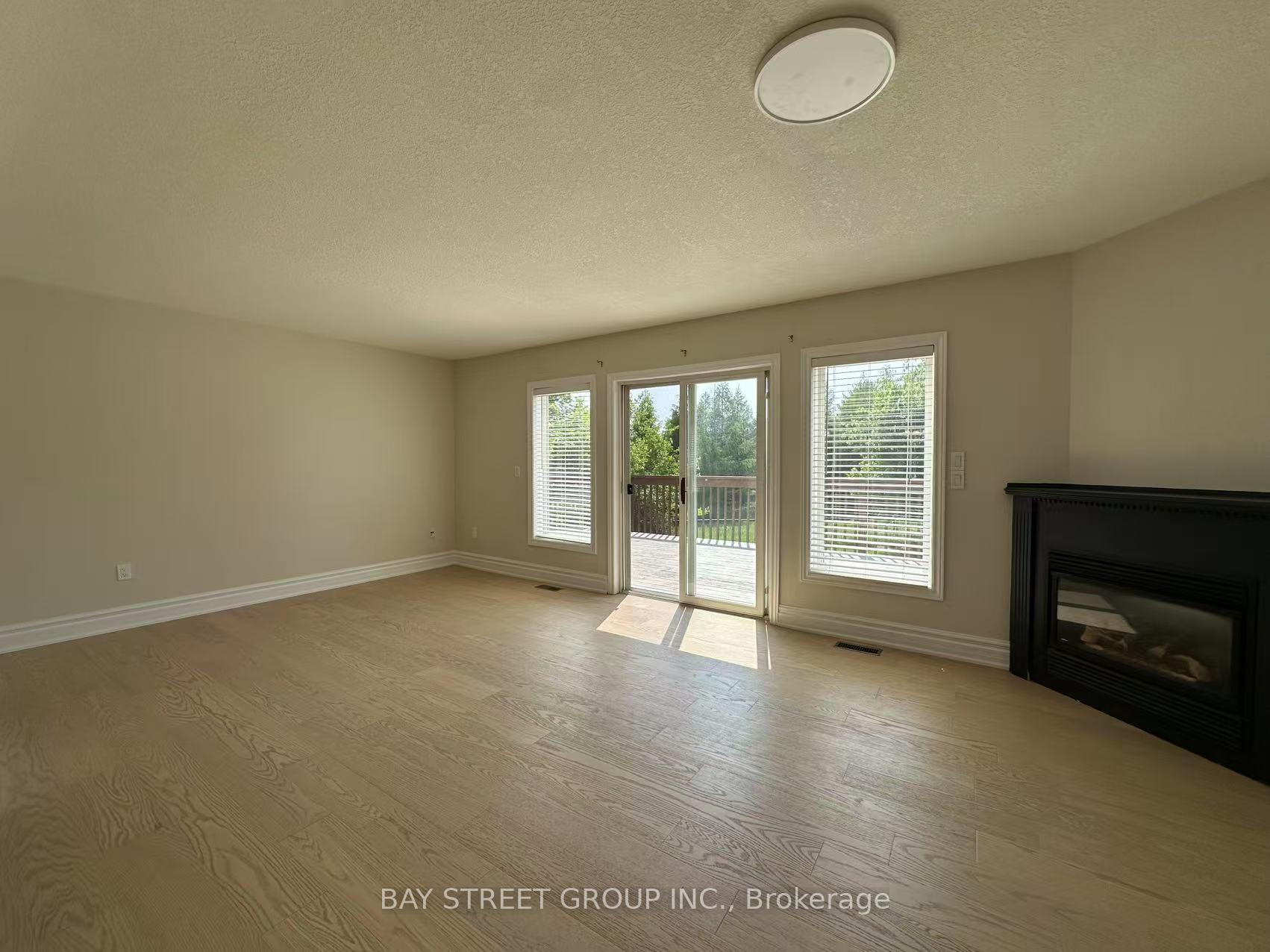 Photo 16 of 19 Silversmith Court, Guelph, Kortright West — HOMEH