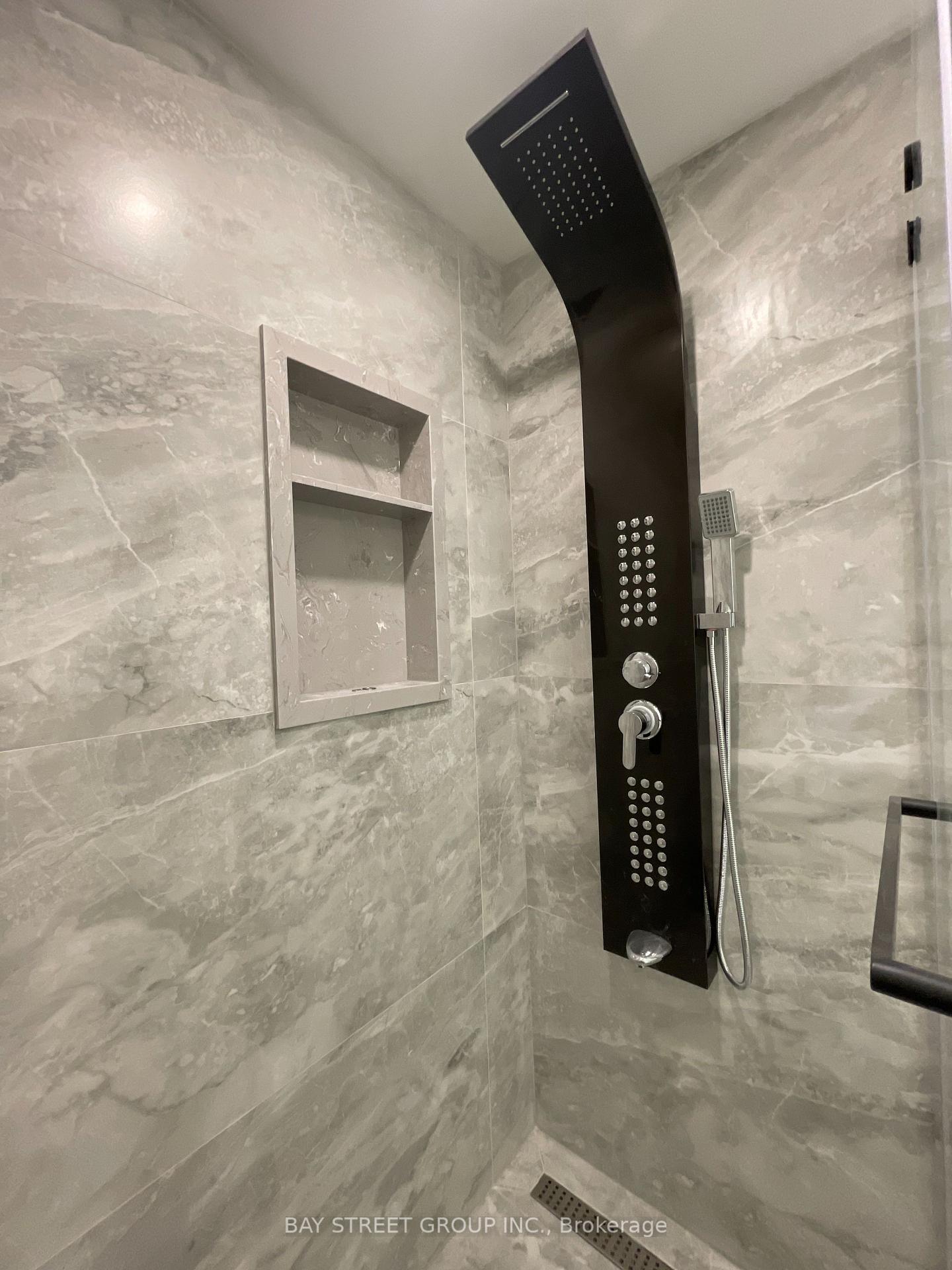 Photo 37 of 19 Silversmith Court, Guelph, Kortright West — HOMEH