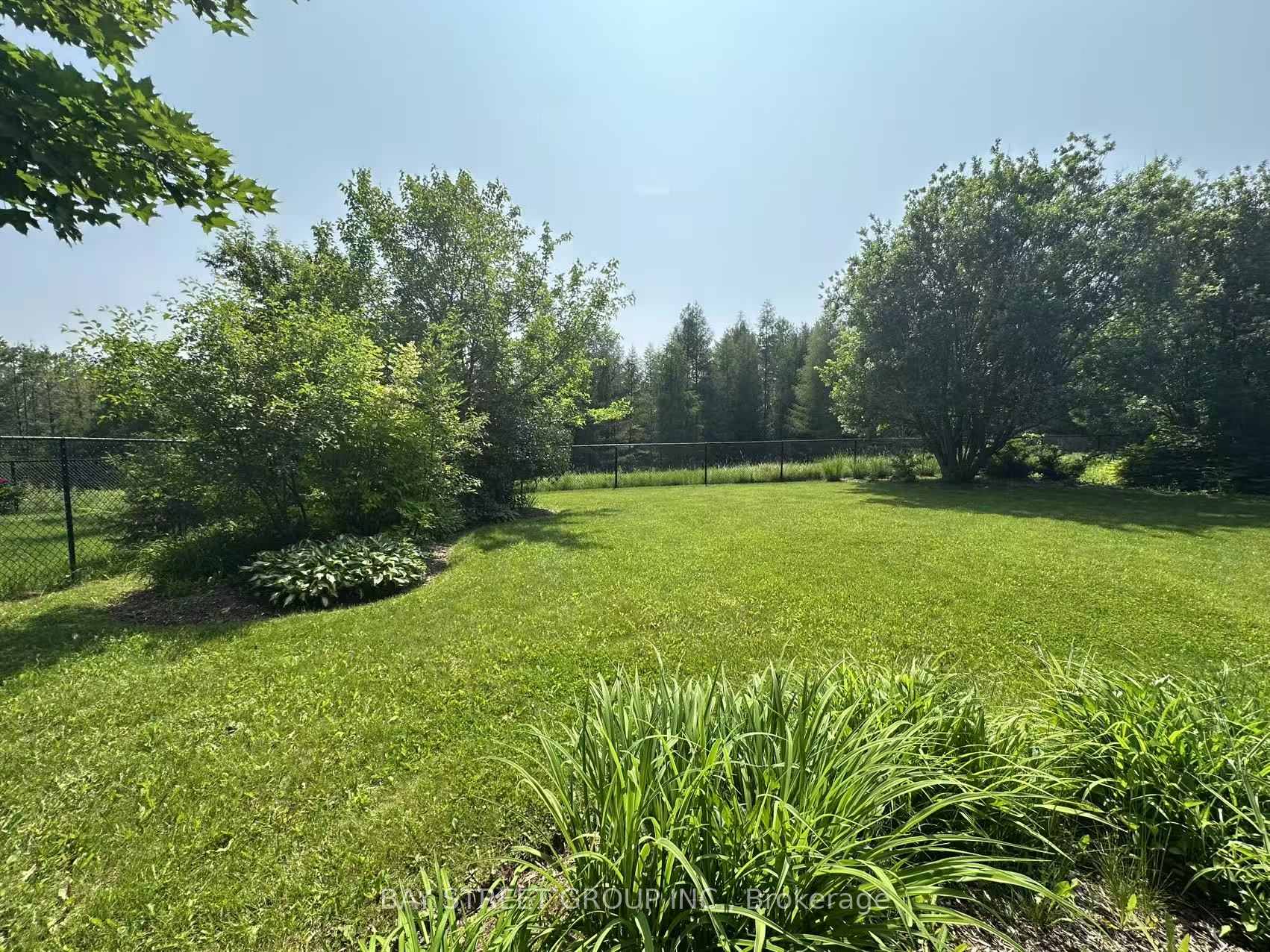 Photo 45 of 19 Silversmith Court, Guelph, Kortright West — HOMEH