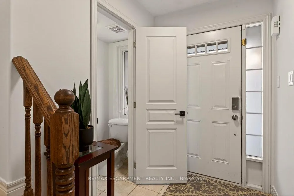 Photo 3 of 105 Donald Bell Drive, Hamilton, Binbrook — HOMEH