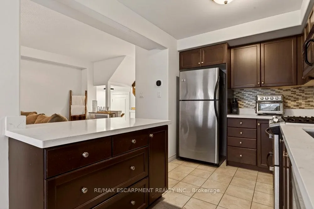 Photo 12 of 105 Donald Bell Drive, Hamilton, Binbrook — HOMEH