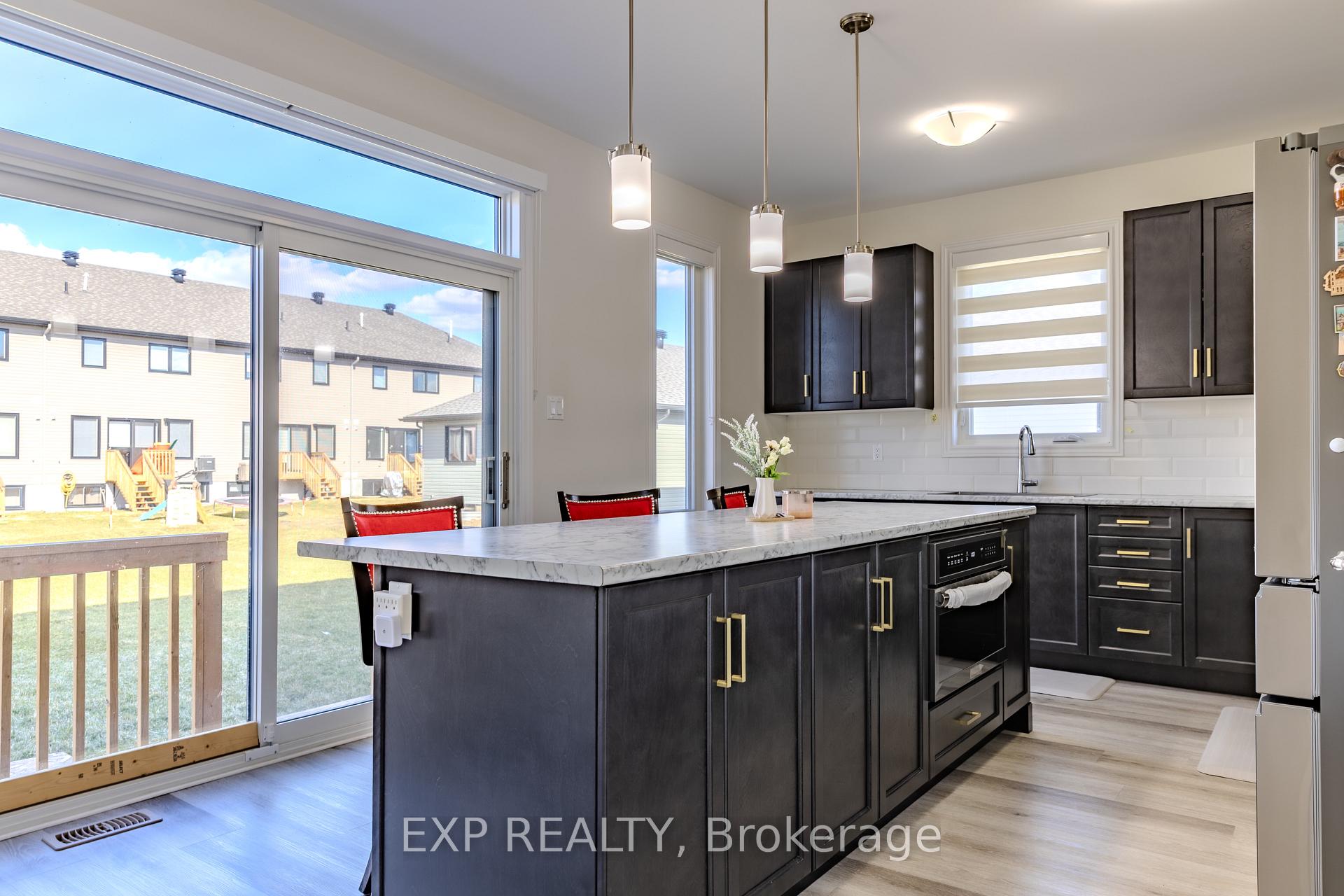 Photo 7 of 45 Dowdall Circle, Carleton Place — HOMEH