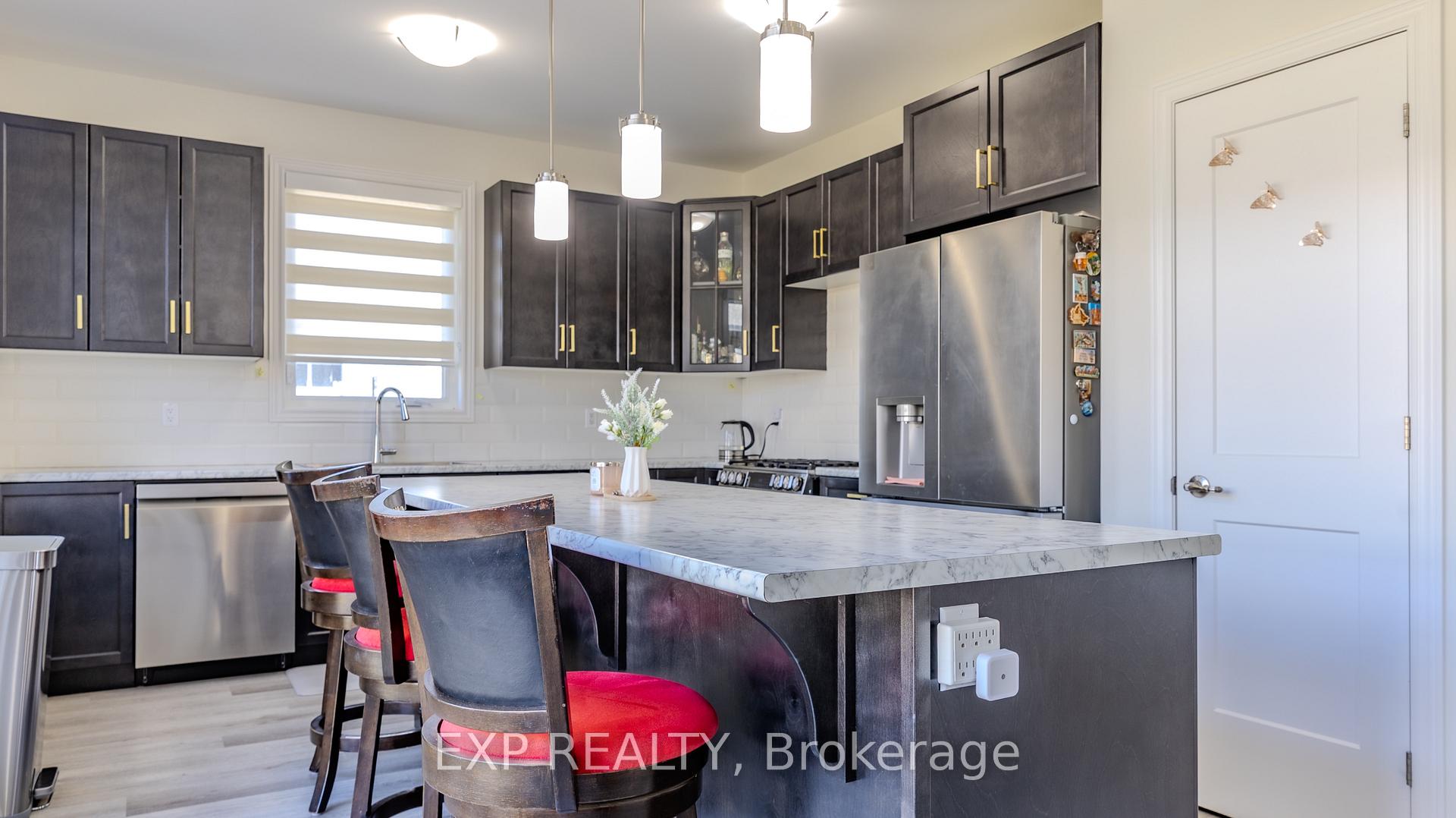 Photo 8 of 45 Dowdall Circle, Carleton Place — HOMEH