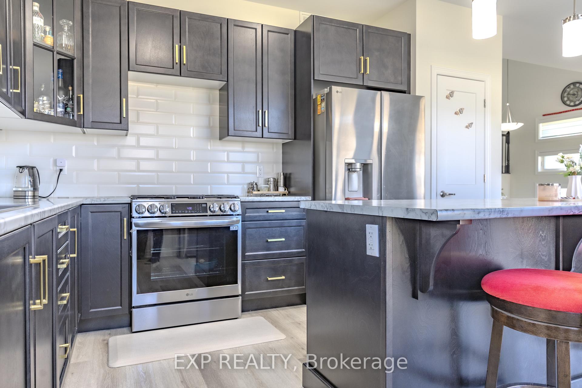 Photo 10 of 45 Dowdall Circle, Carleton Place — HOMEH