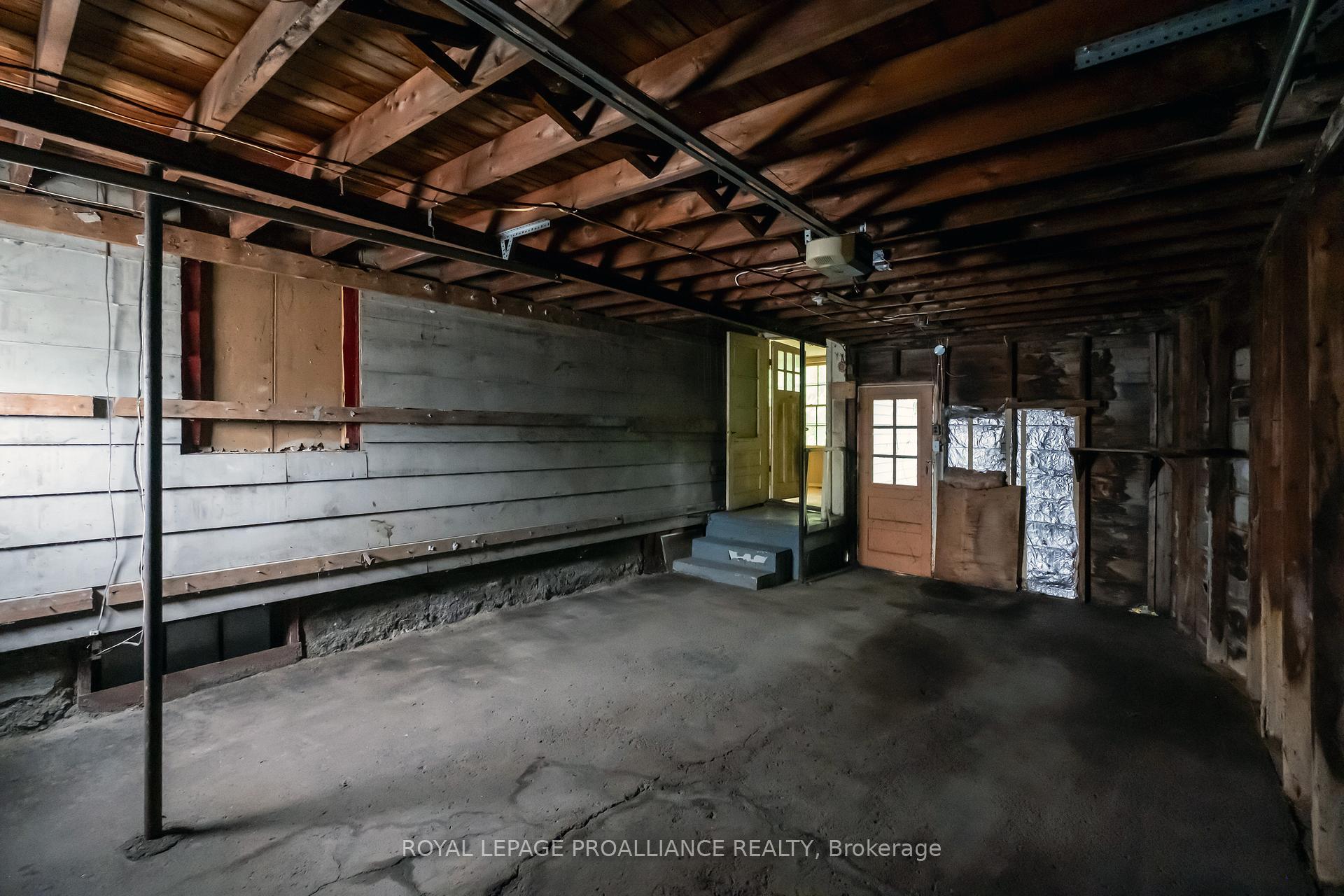 Photo 19 of 53 Moira Street W, Belleville, Belleville Ward — HOMEH
