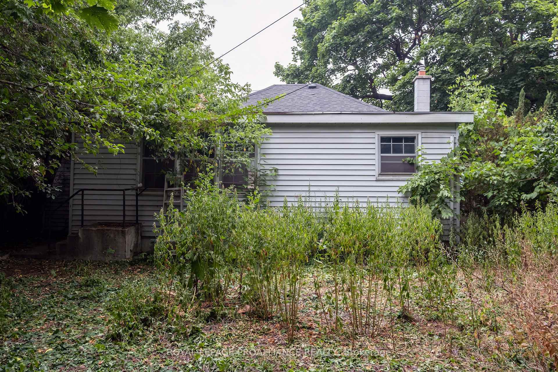 Photo 23 of 53 Moira Street W, Belleville, Belleville Ward — HOMEH