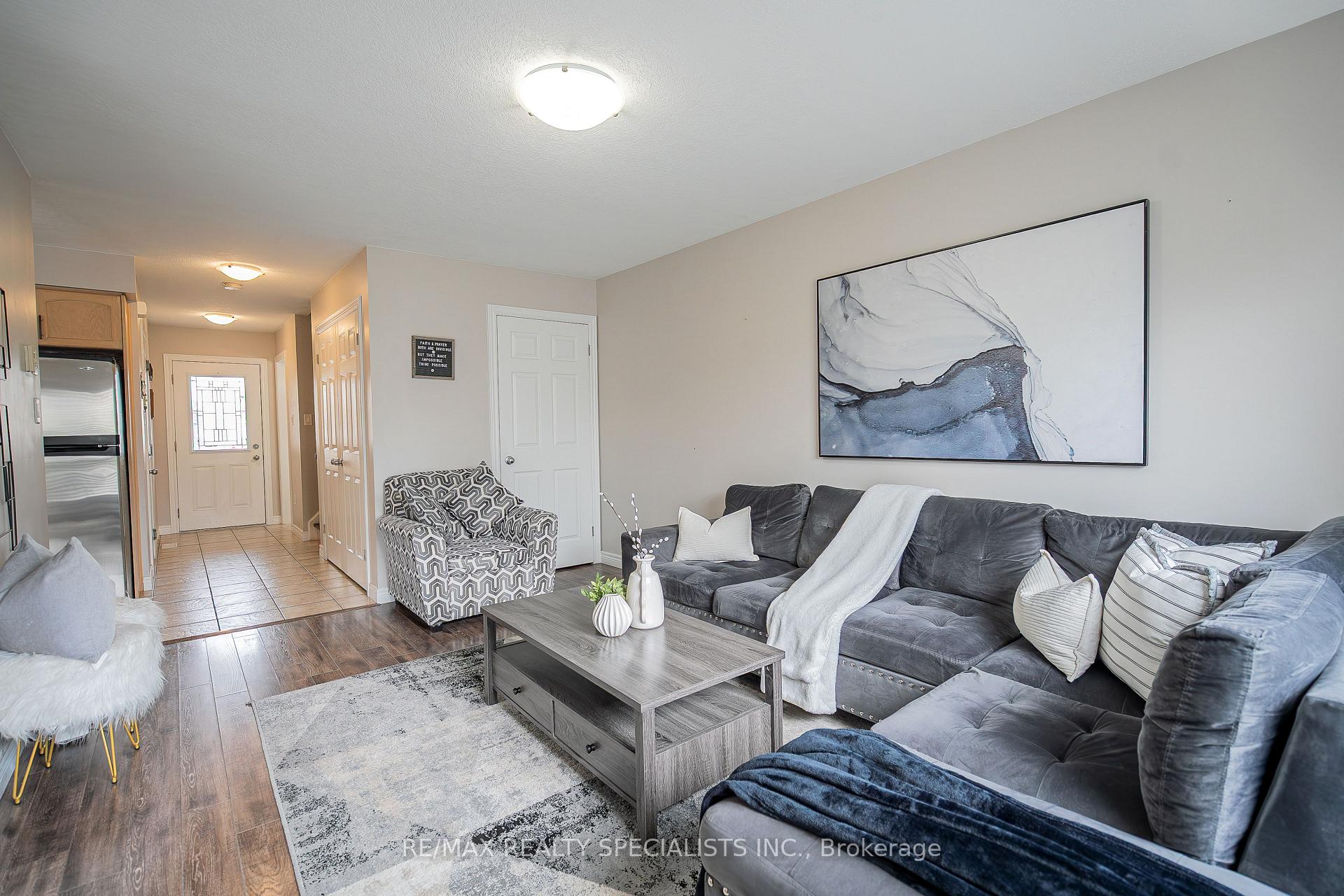 Photo 1 of 21 Henderson Drive, Guelph, Grange Road — HOMEH