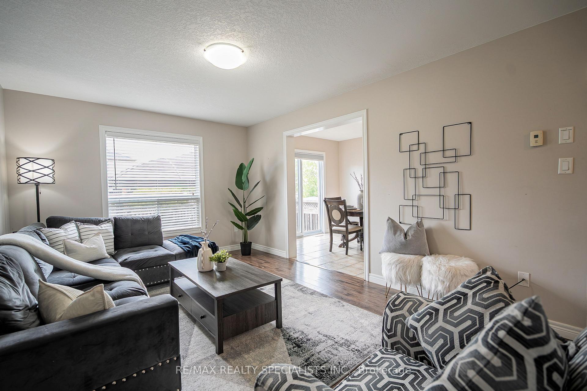 Photo 9 of 21 Henderson Drive, Guelph, Grange Road — HOMEH