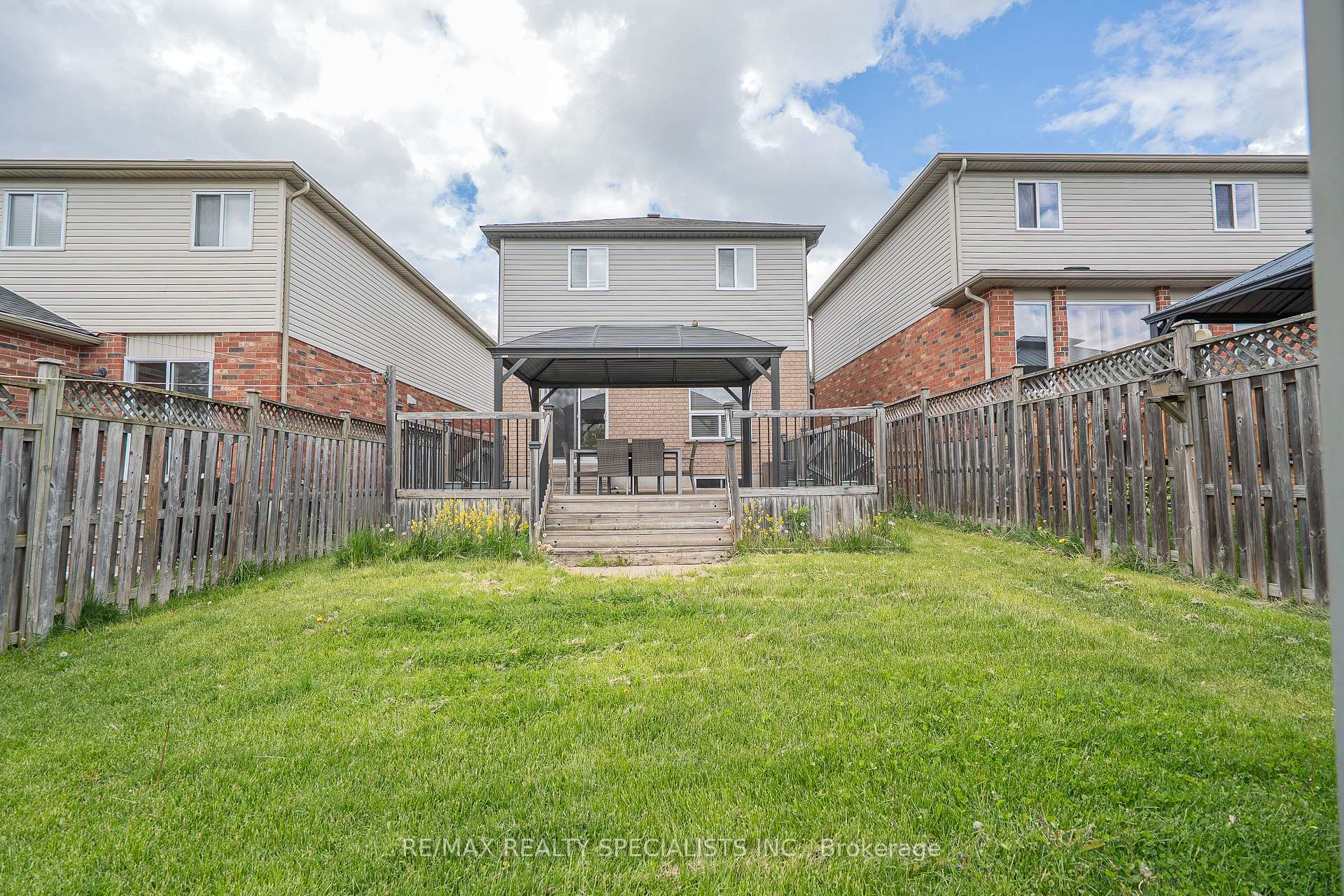 Photo 24 of 21 Henderson Drive, Guelph, Grange Road — HOMEH