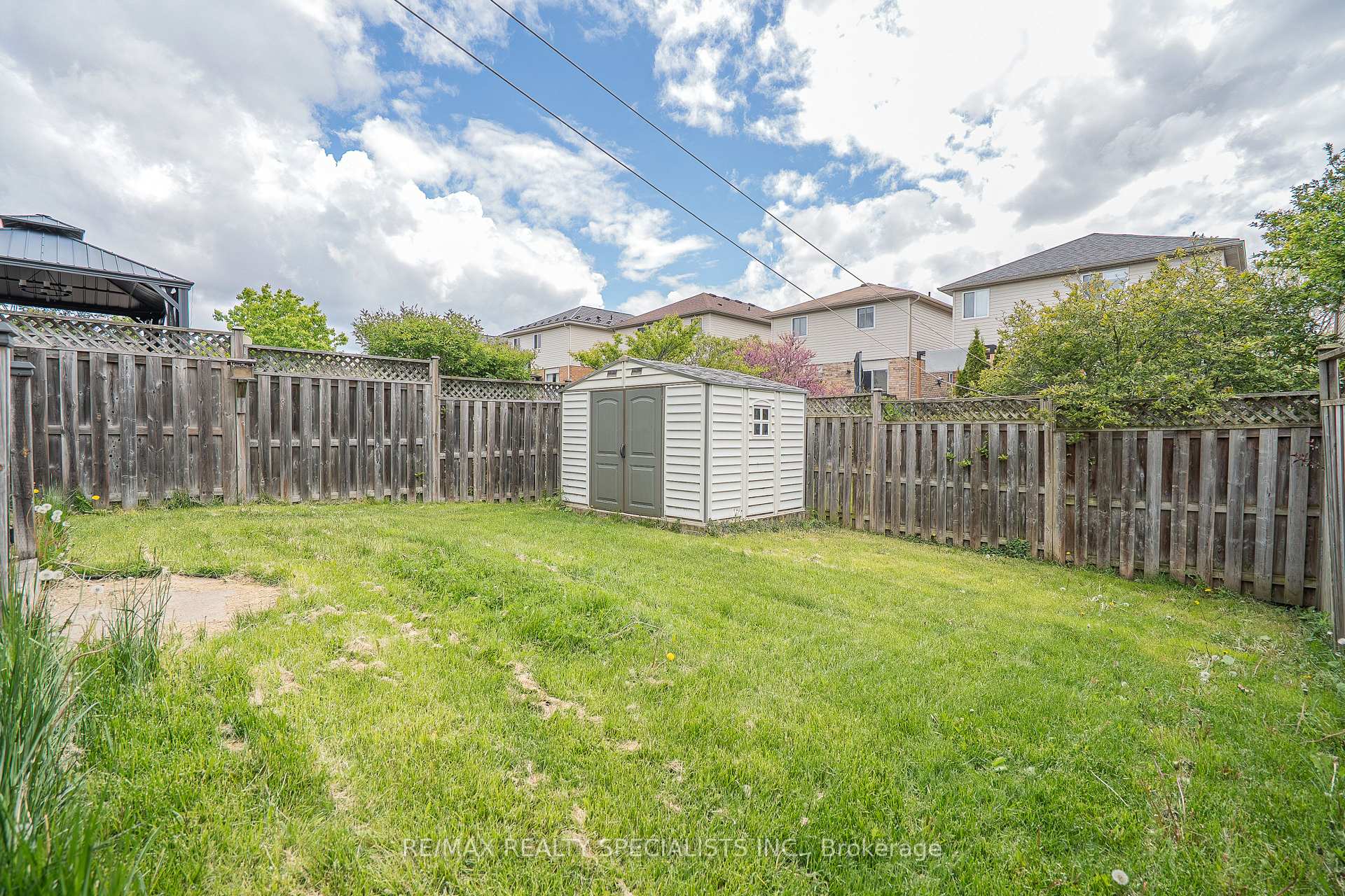 Photo 25 of 21 Henderson Drive, Guelph, Grange Road — HOMEH