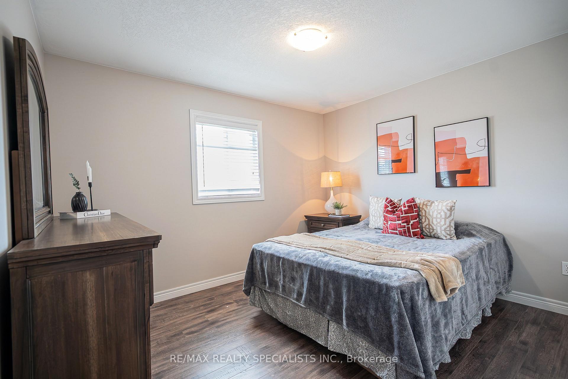 Photo 36 of 21 Henderson Drive, Guelph, Grange Road — HOMEH