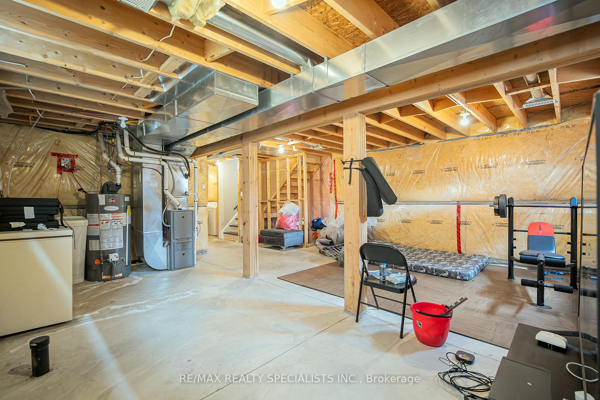 Photo 44 of 21 Henderson Drive, Guelph, Grange Road — HOMEH