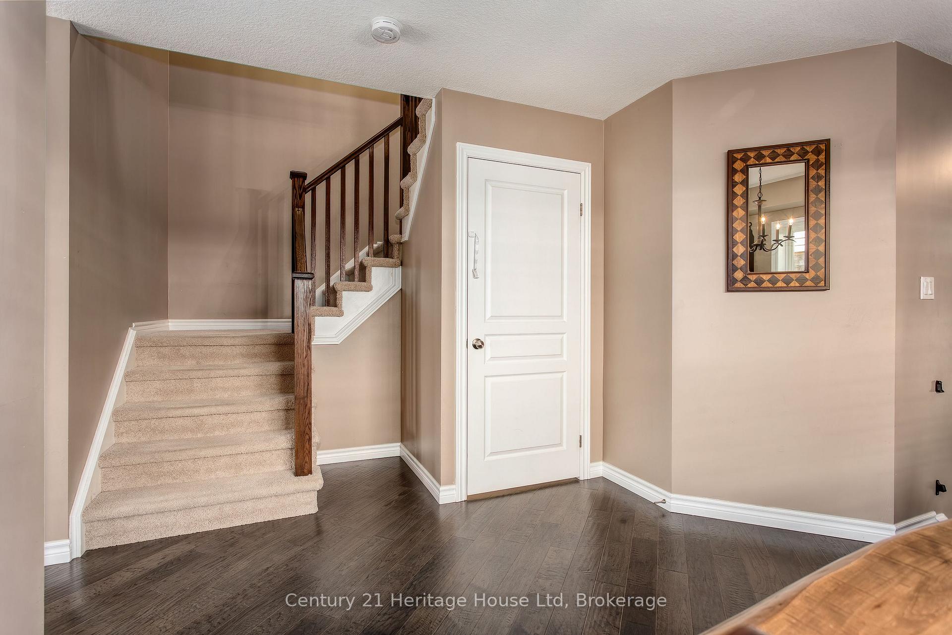 Photo 8 of 208 Couling Crescent, Guelph, Grange Road — HOMEH