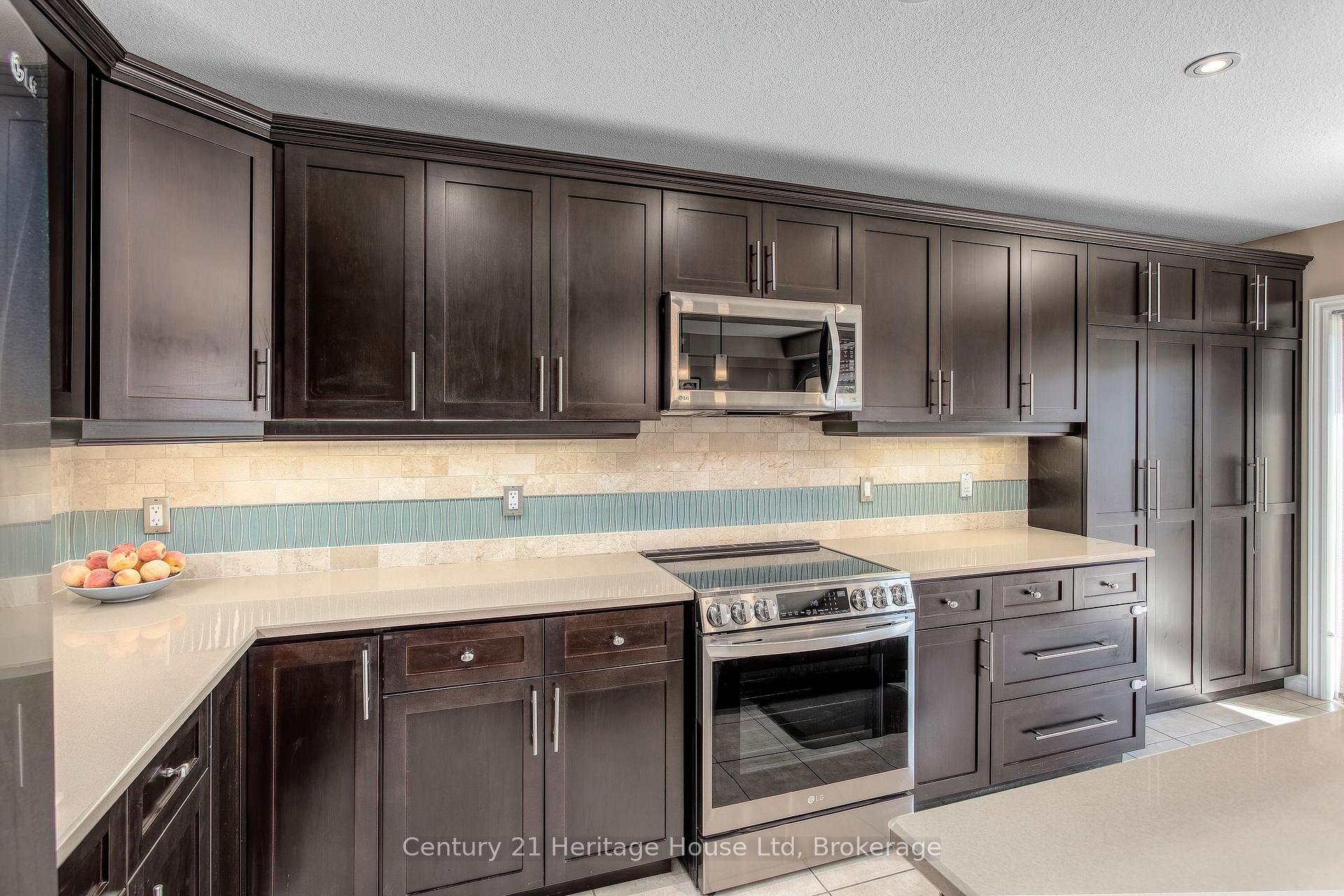 Photo 12 of 208 Couling Crescent, Guelph, Grange Road — HOMEH