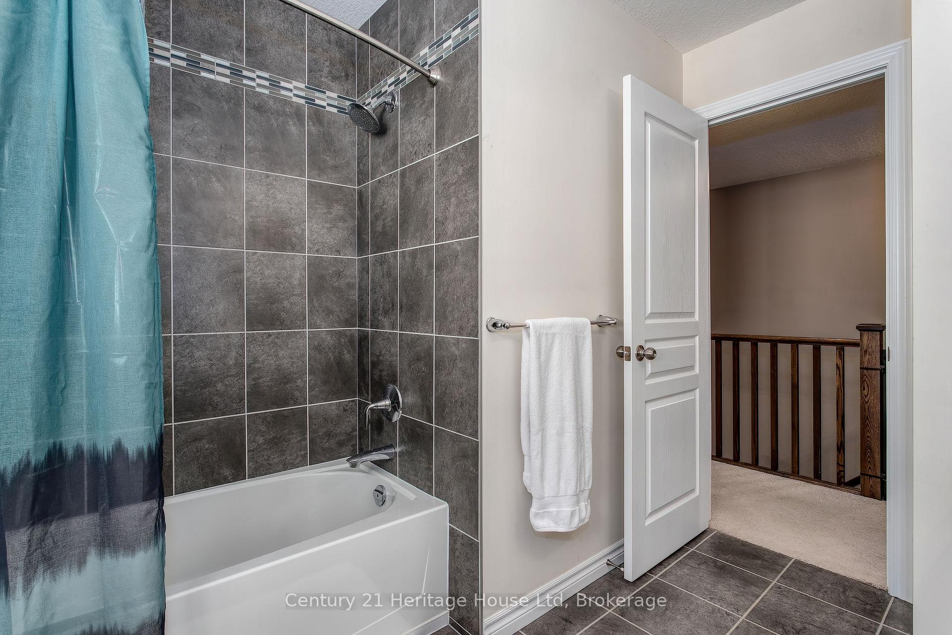 Photo 27 of 208 Couling Crescent, Guelph, Grange Road — HOMEH