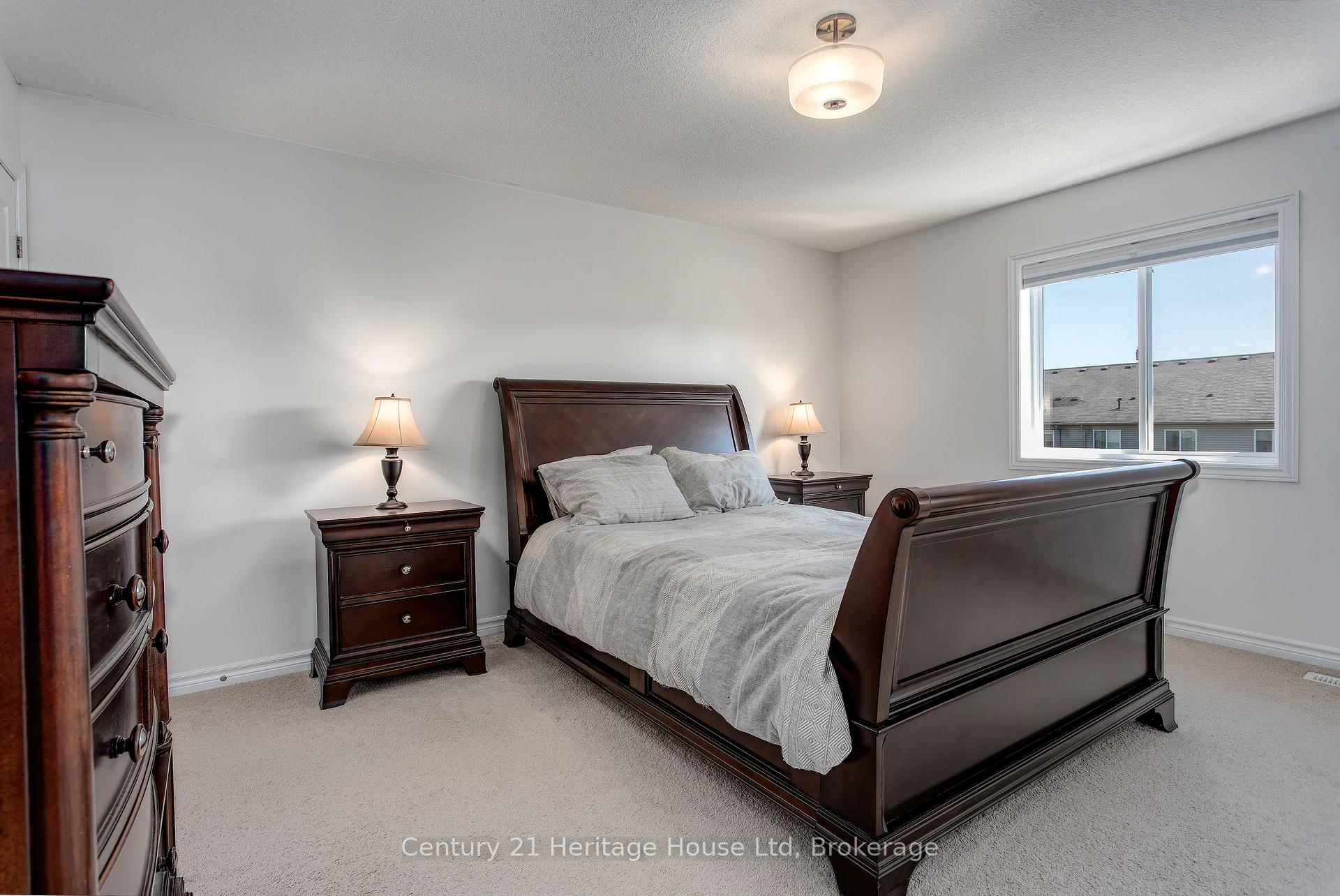 Photo 28 of 208 Couling Crescent, Guelph, Grange Road — HOMEH