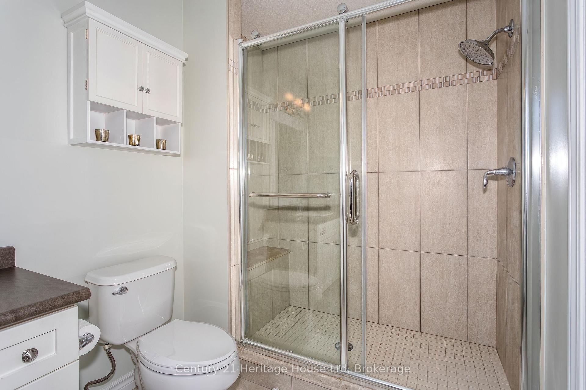 Photo 33 of 208 Couling Crescent, Guelph, Grange Road — HOMEH