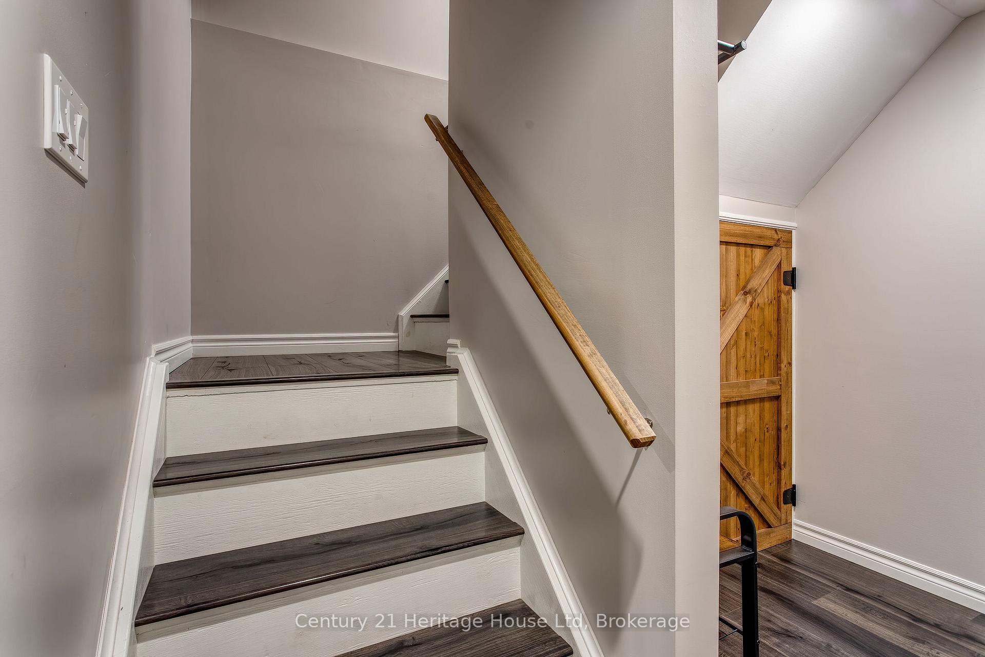 Photo 45 of 208 Couling Crescent, Guelph, Grange Road — HOMEH