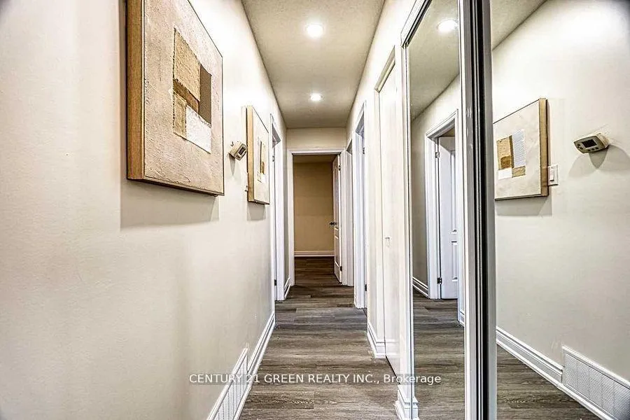 Photo 10 of 164 Gardiner Drive, Hamilton, Gilkson — HOMEH